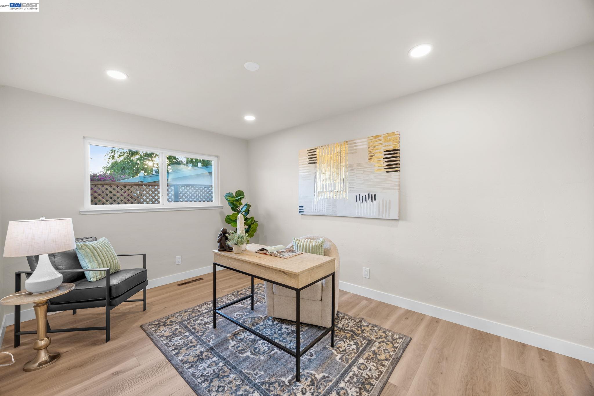 Detail Gallery Image 18 of 22 For 2151 Elm St, Livermore,  CA 94551 - 3 Beds | 2 Baths