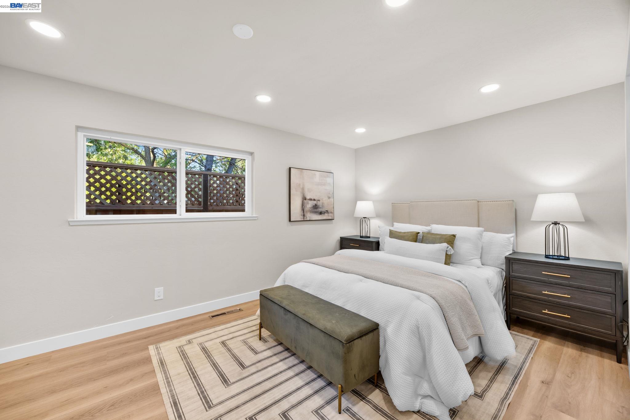 Detail Gallery Image 7 of 22 For 2151 Elm St, Livermore,  CA 94551 - 3 Beds | 2 Baths