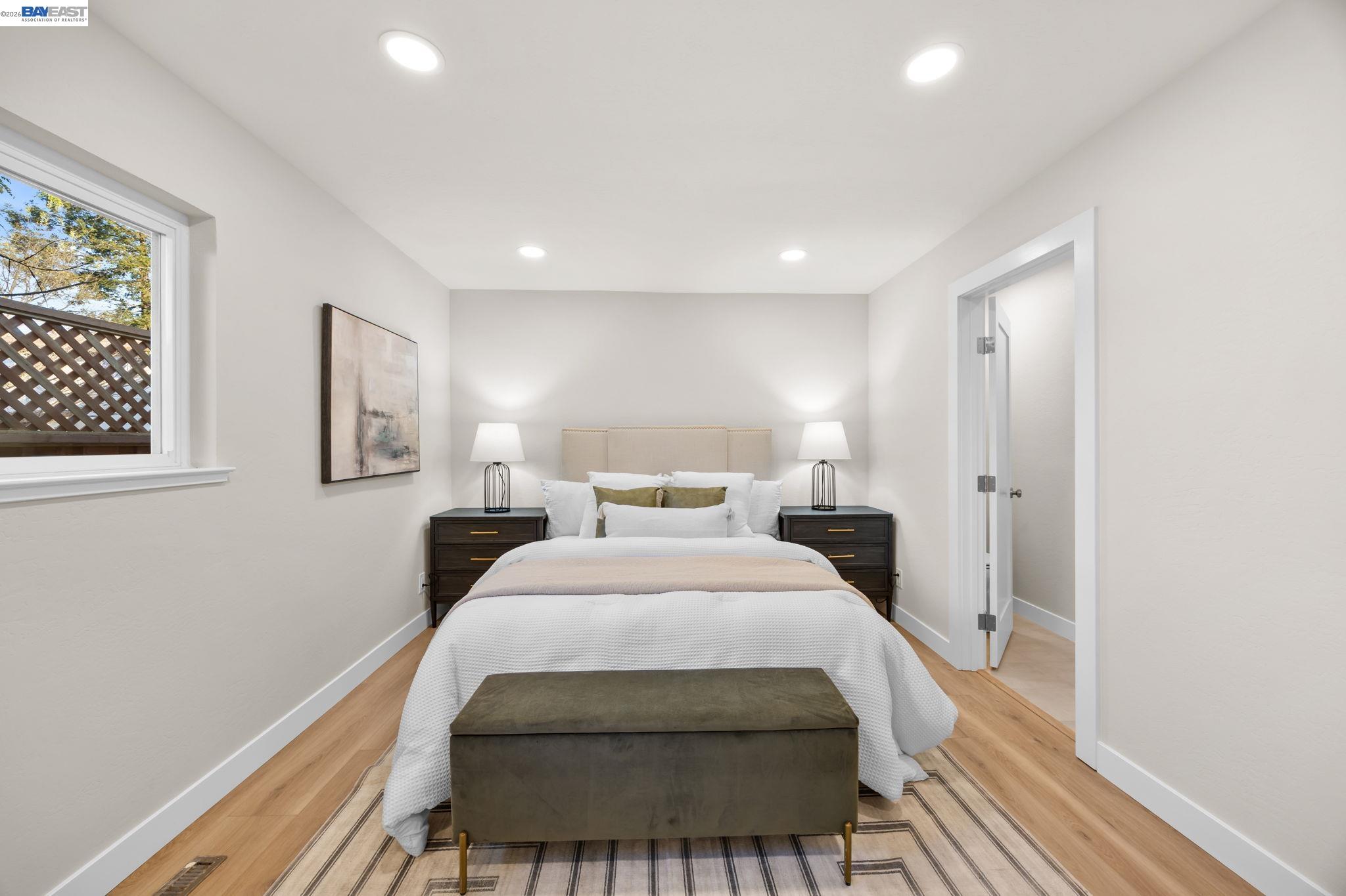 Detail Gallery Image 8 of 22 For 2151 Elm St, Livermore,  CA 94551 - 3 Beds | 2 Baths