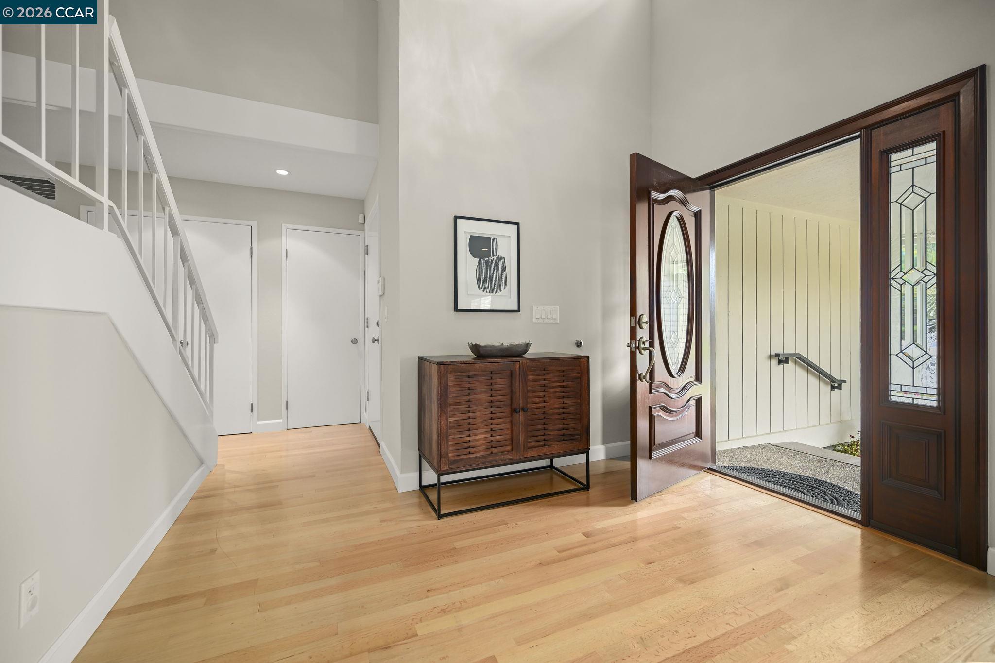 Detail Gallery Image 3 of 30 For 216 Royal Saint Ct, Danville,  CA 94526 - 4 Beds | 3 Baths