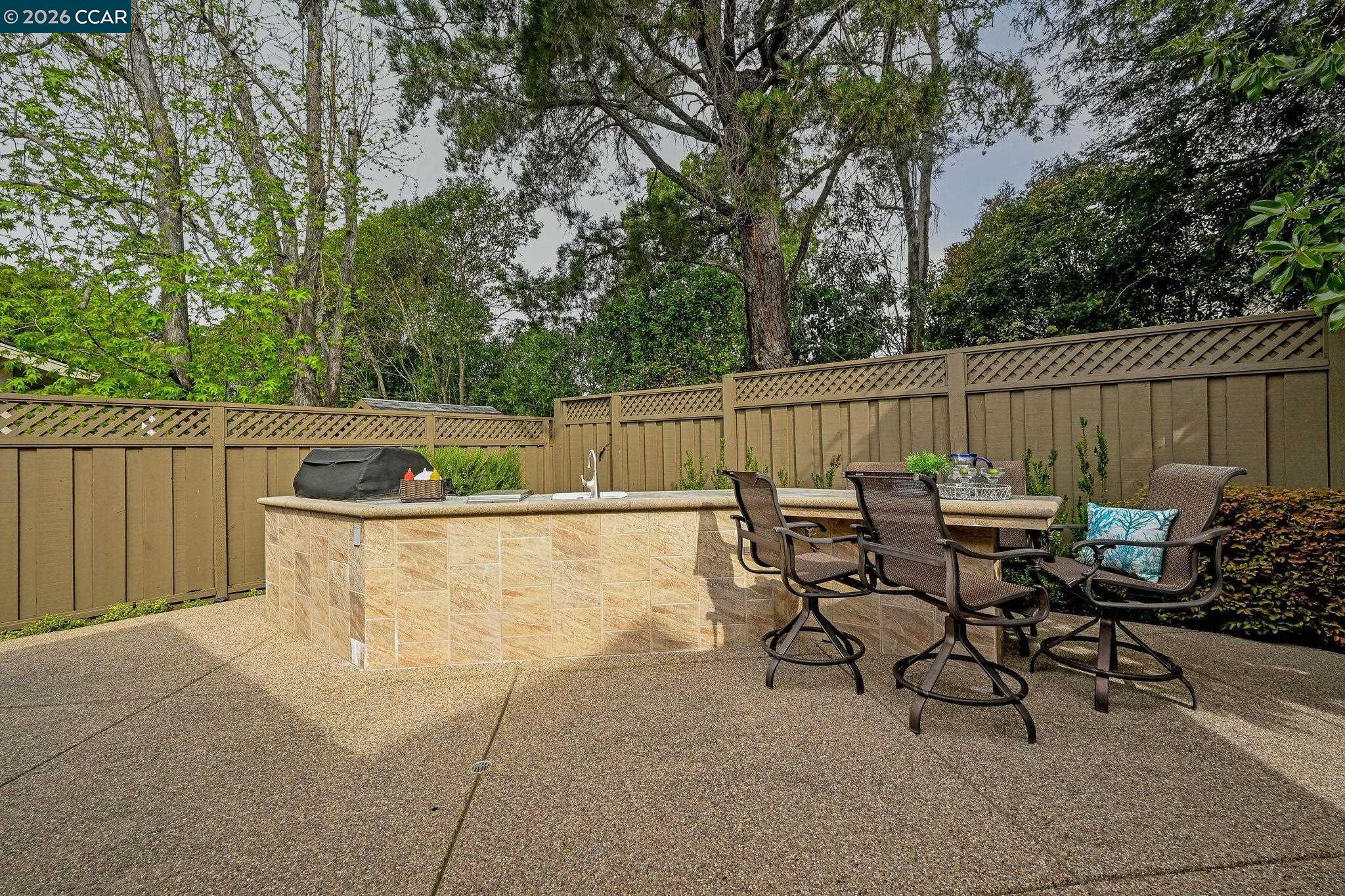 Detail Gallery Image 28 of 30 For 216 Royal Saint Ct, Danville,  CA 94526 - 4 Beds | 3 Baths