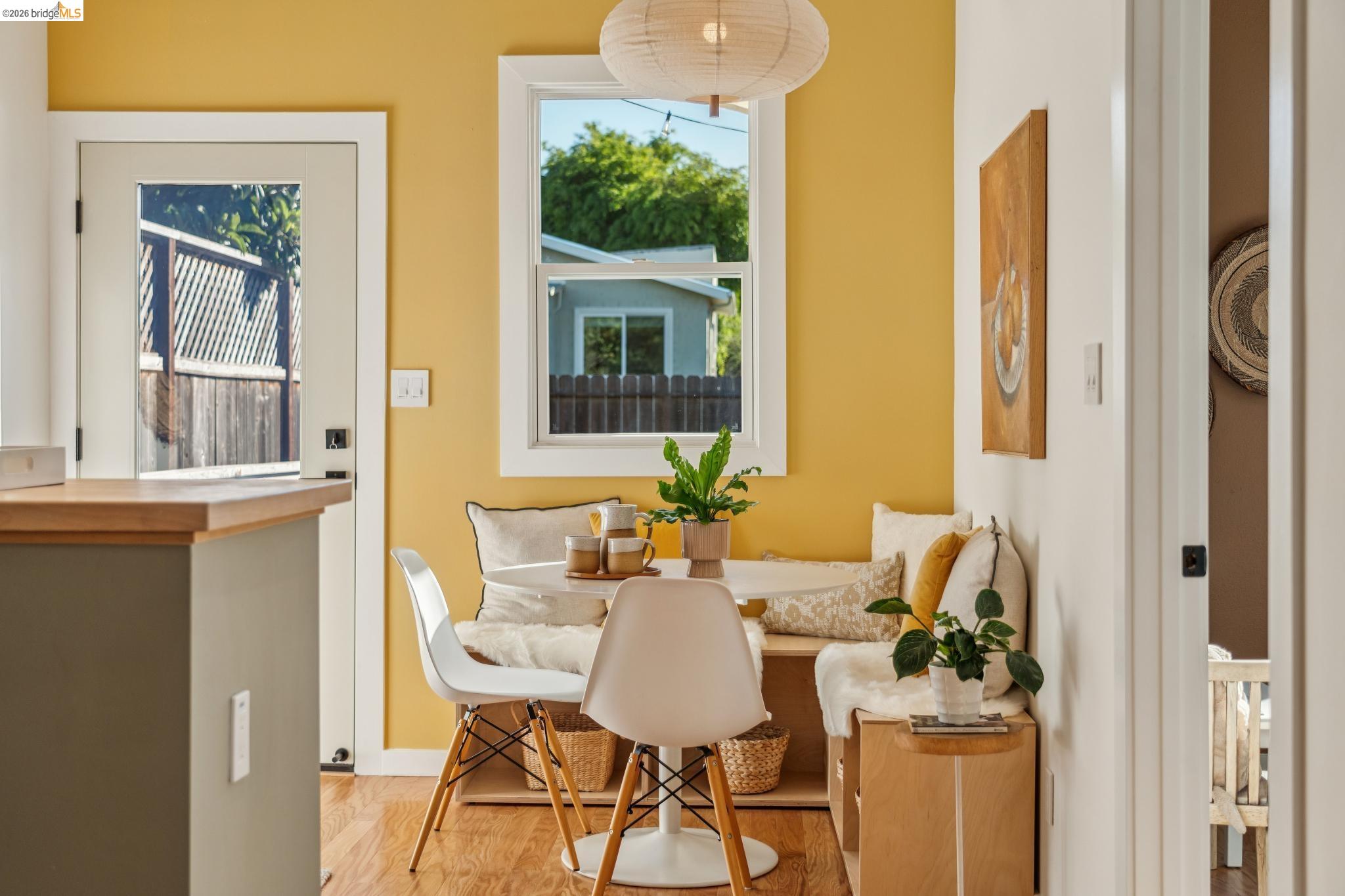 Detail Gallery Image 15 of 46 For 1339 Kains Ave, Berkeley,  CA 94702 - 2 Beds | 1 Baths