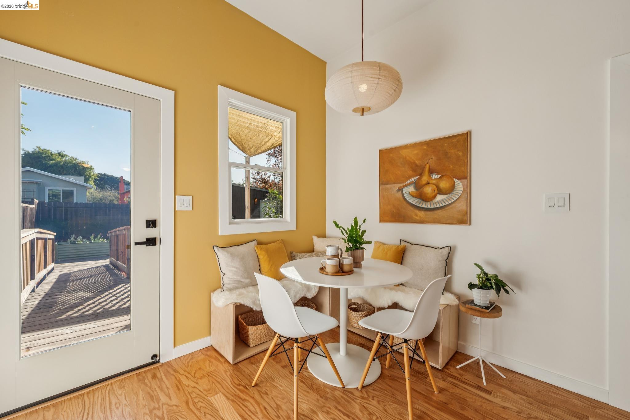 Detail Gallery Image 23 of 46 For 1339 Kains Ave, Berkeley,  CA 94702 - 2 Beds | 1 Baths