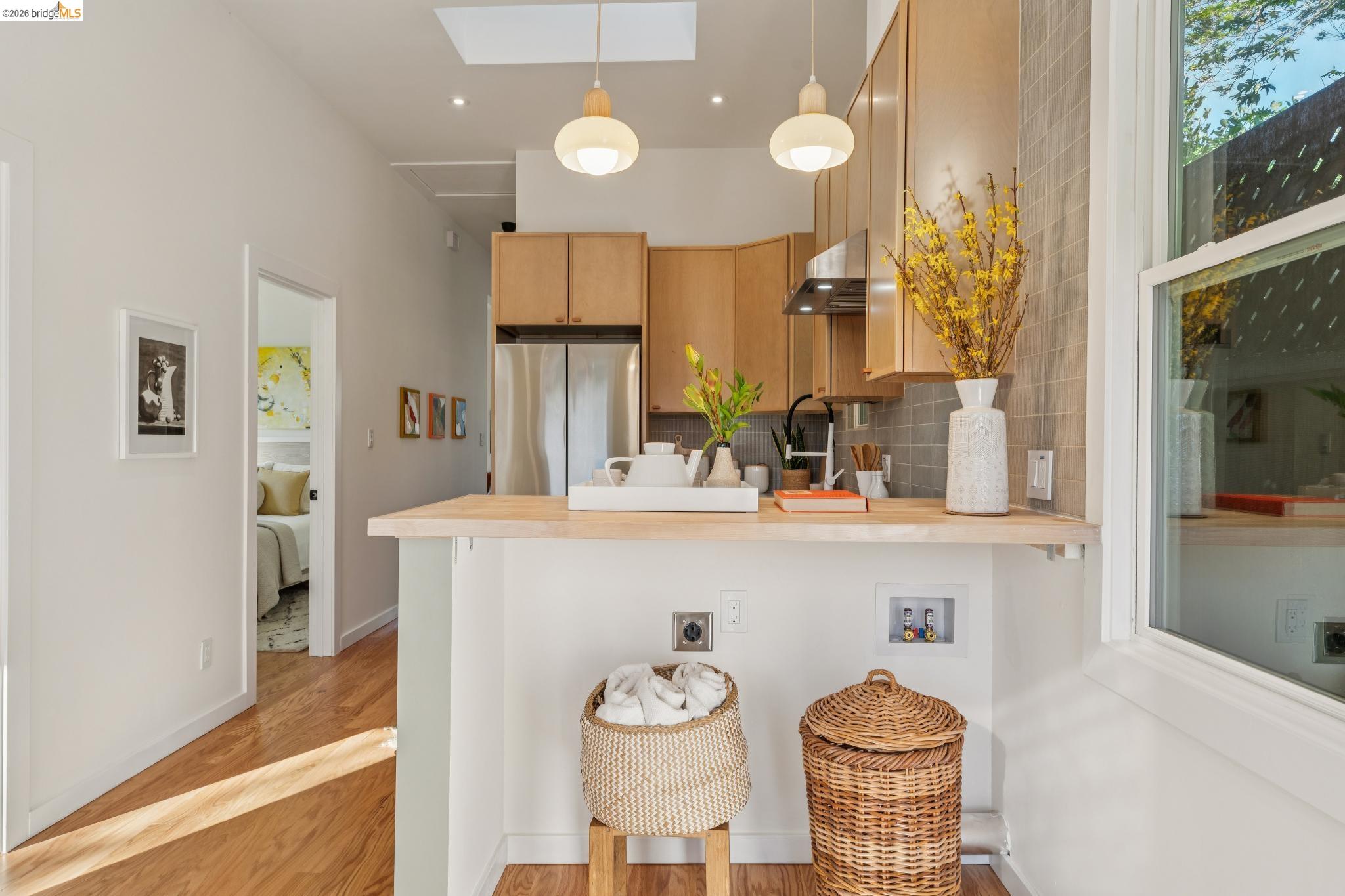 Detail Gallery Image 26 of 46 For 1339 Kains Ave, Berkeley,  CA 94702 - 2 Beds | 1 Baths