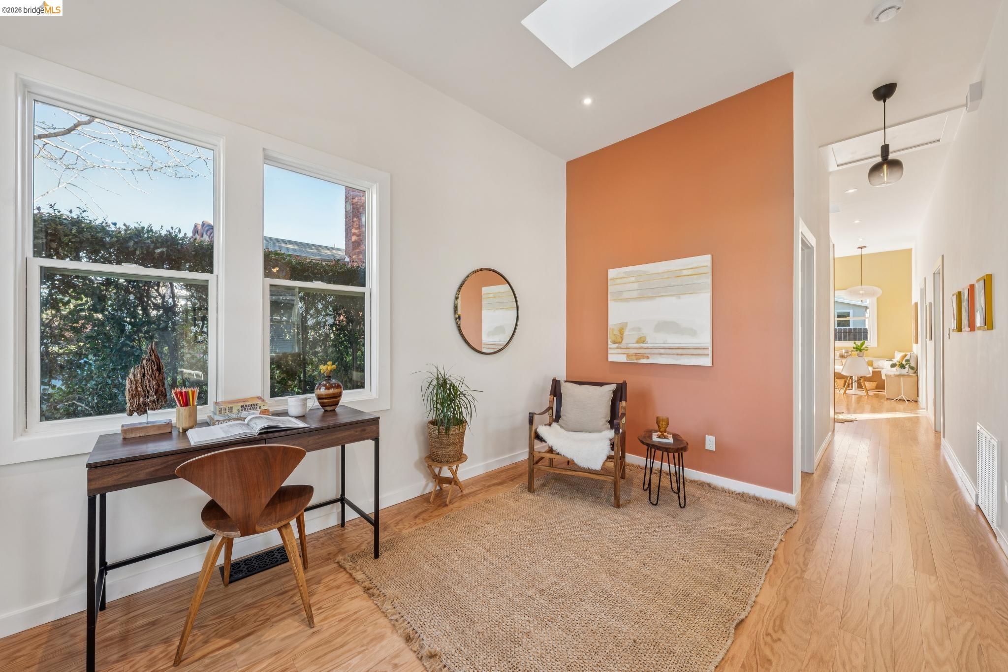 Detail Gallery Image 5 of 46 For 1339 Kains Ave, Berkeley,  CA 94702 - 2 Beds | 1 Baths