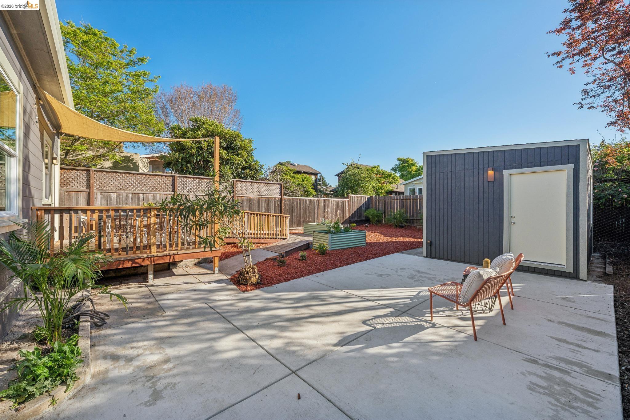 Detail Gallery Image 45 of 46 For 1339 Kains Ave, Berkeley,  CA 94702 - 2 Beds | 1 Baths