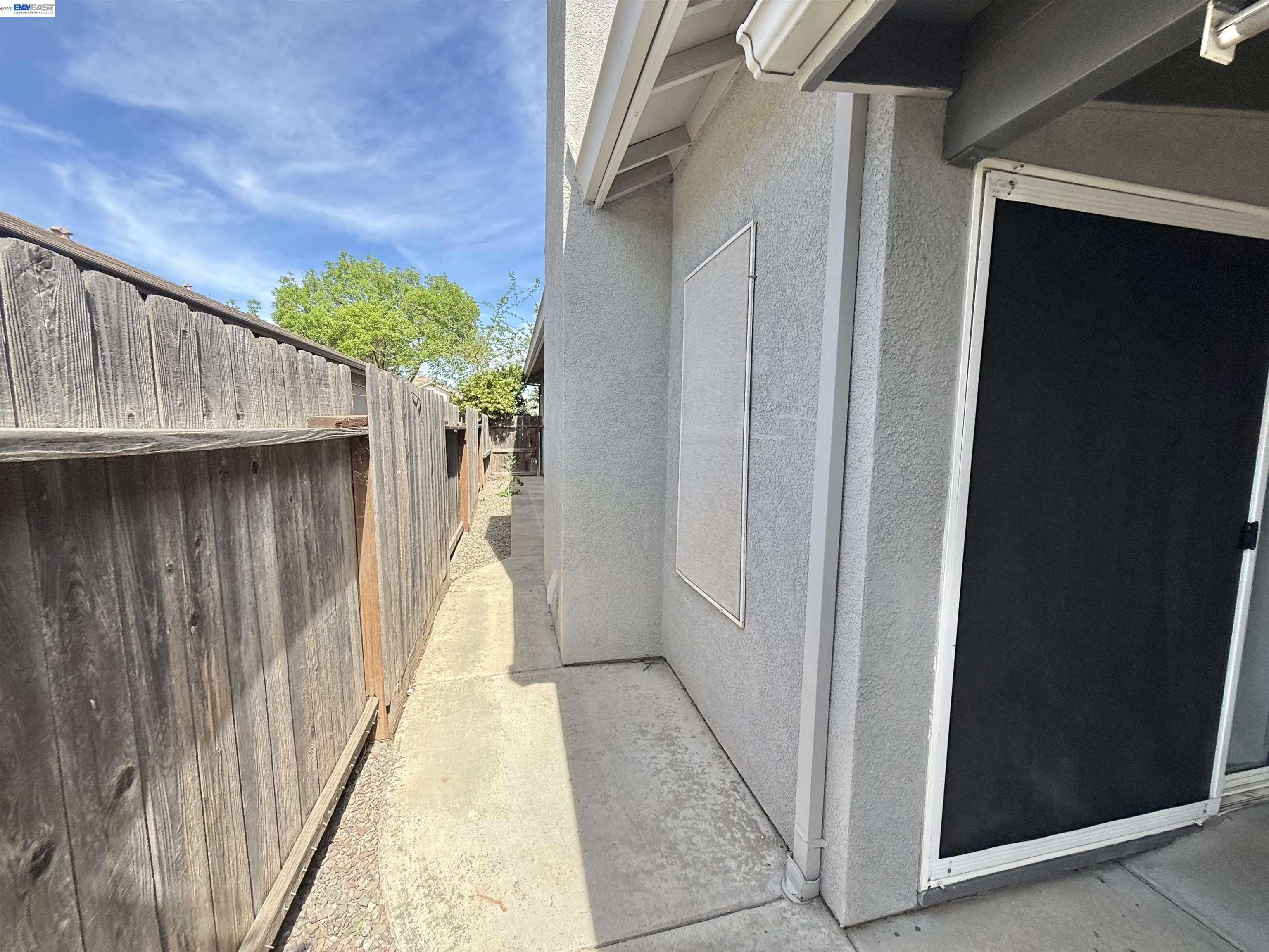 Detail Gallery Image 20 of 25 For 2408 Mountain Pride Court, Modesto,  CA 95355 - 4 Beds | 2 Baths