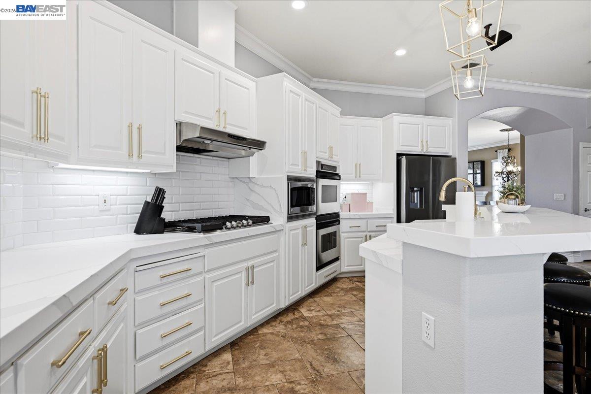 Detail Gallery Image 16 of 60 For 2889 Bresso Ct, Livermore,  CA 94550 - 5 Beds | 2/1 Baths