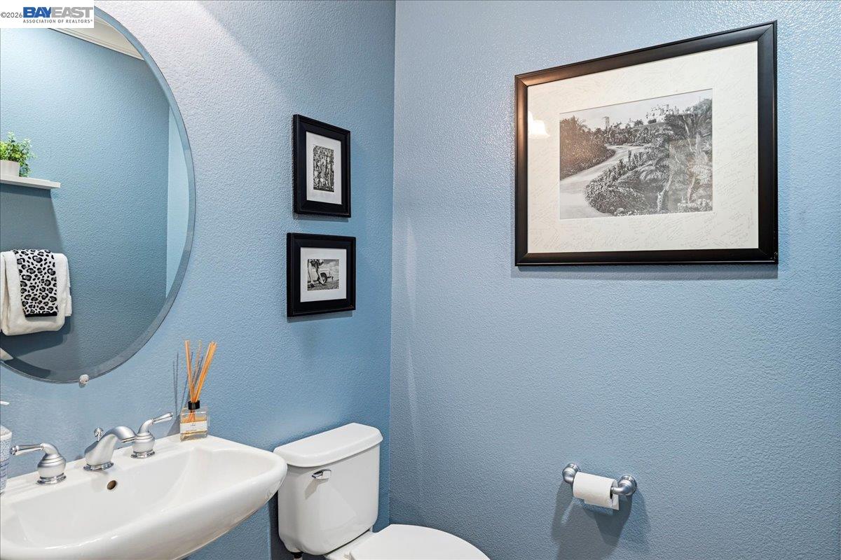 Detail Gallery Image 33 of 60 For 2889 Bresso Ct, Livermore,  CA 94550 - 5 Beds | 2/1 Baths