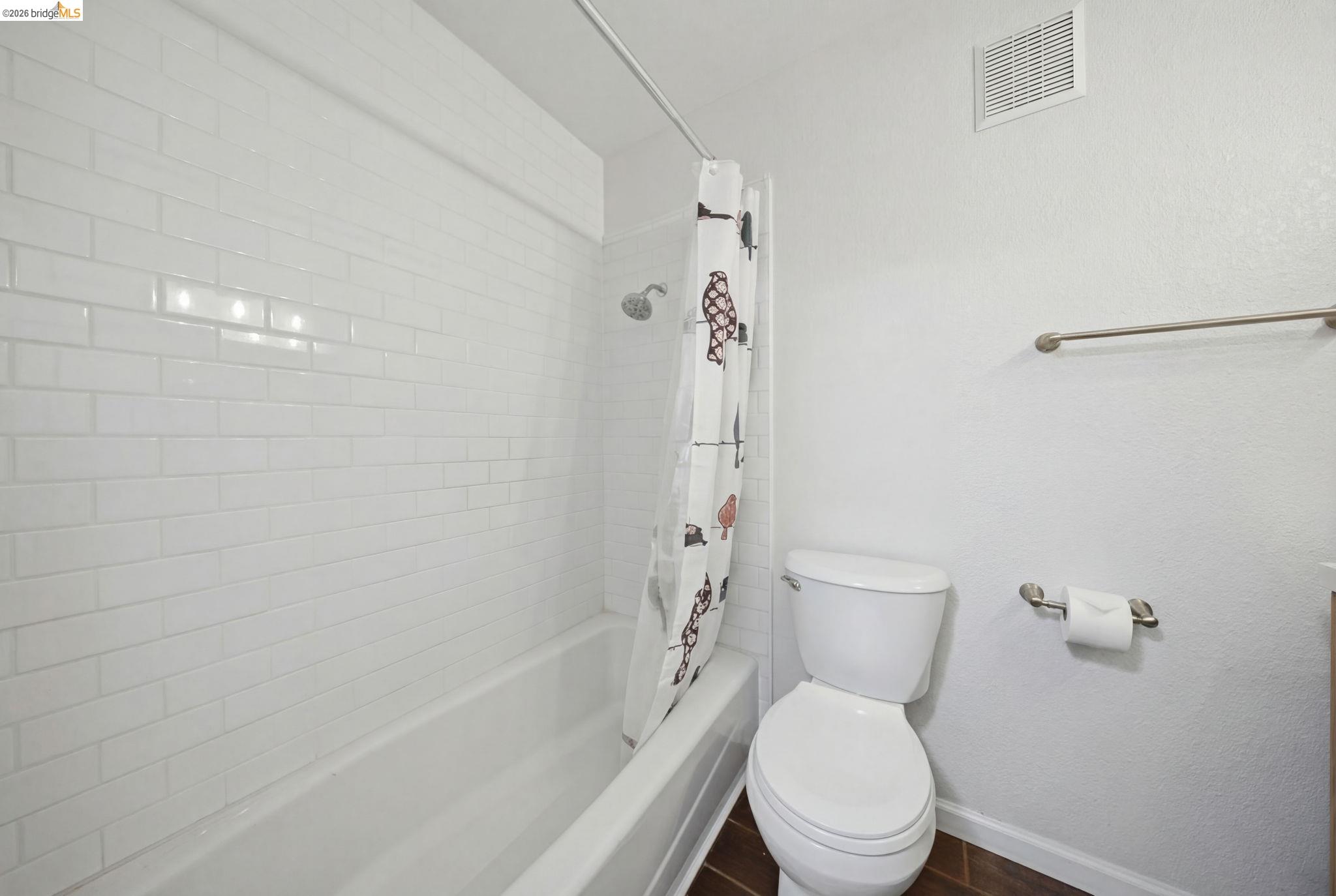 Photo #18: 41128442 Listing: Photo #18