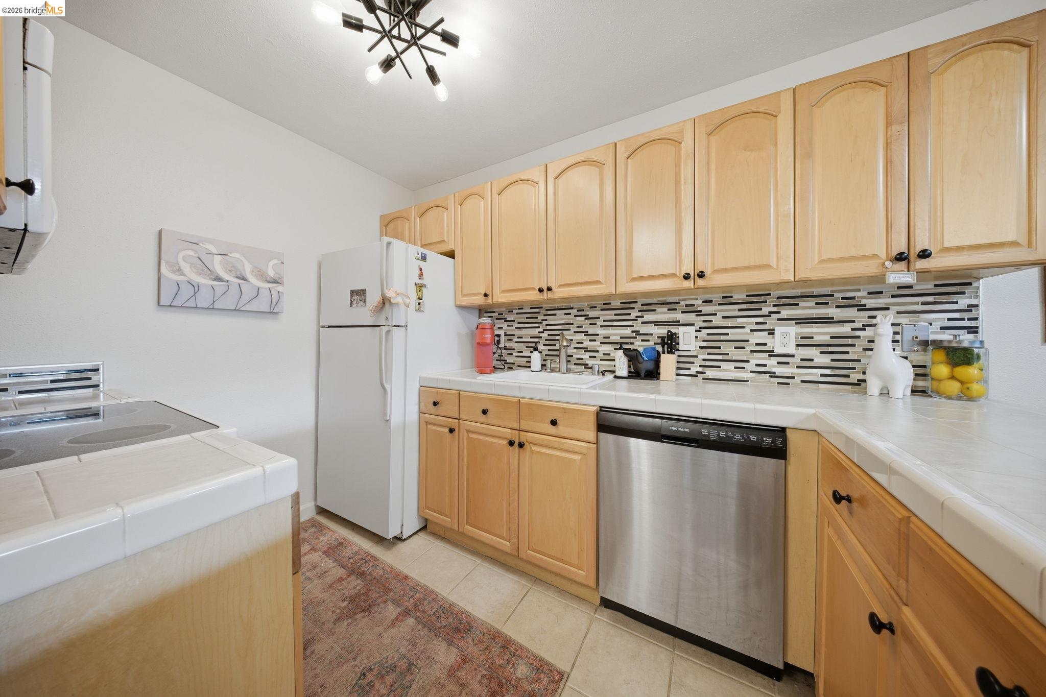 Photo #7: 41128442 Listing: Photo #7