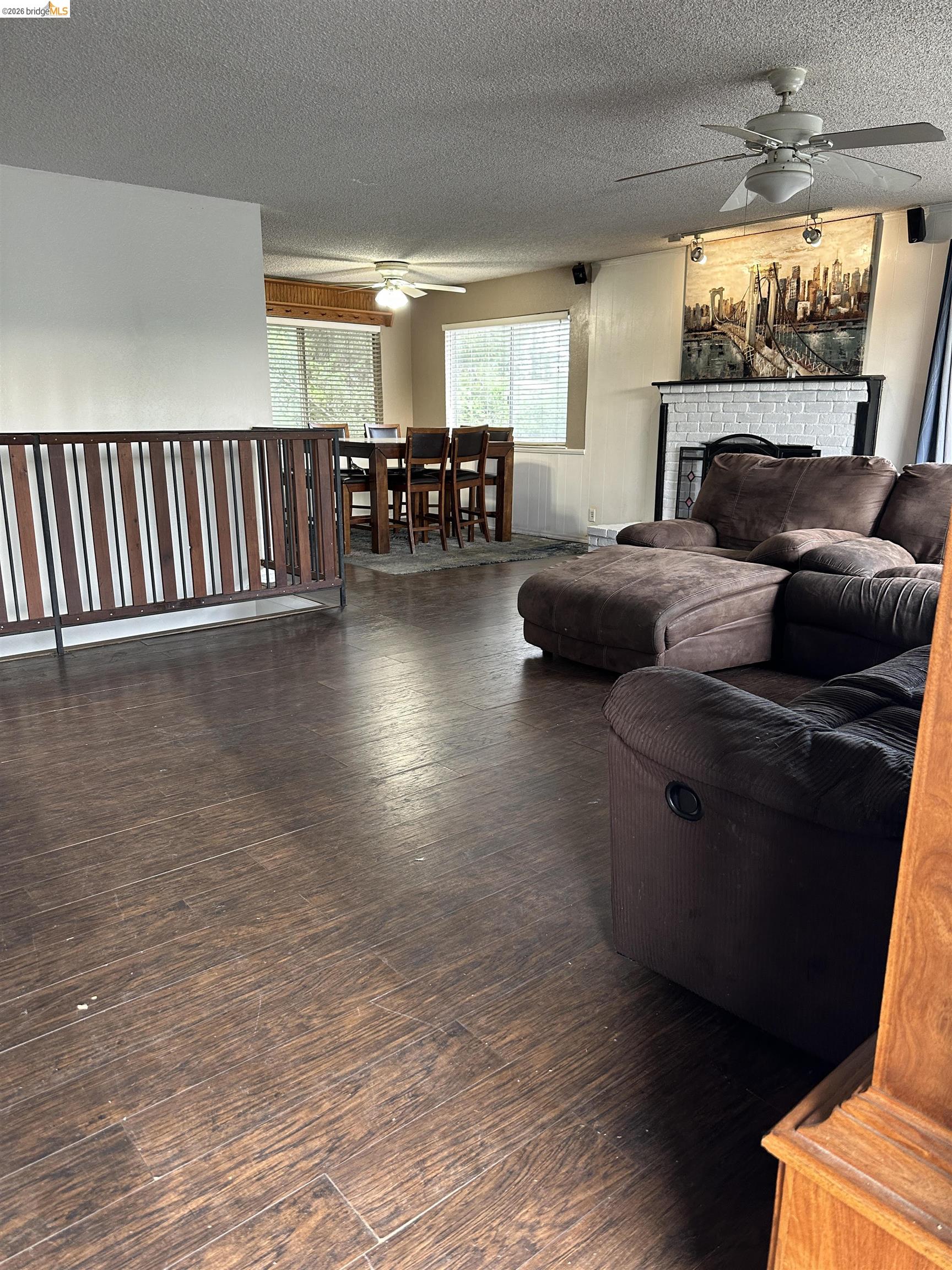 Detail Gallery Image 3 of 10 For 2936 Roosevelt Lane, Antioch,  CA 94509 - 3 Beds | 2 Baths