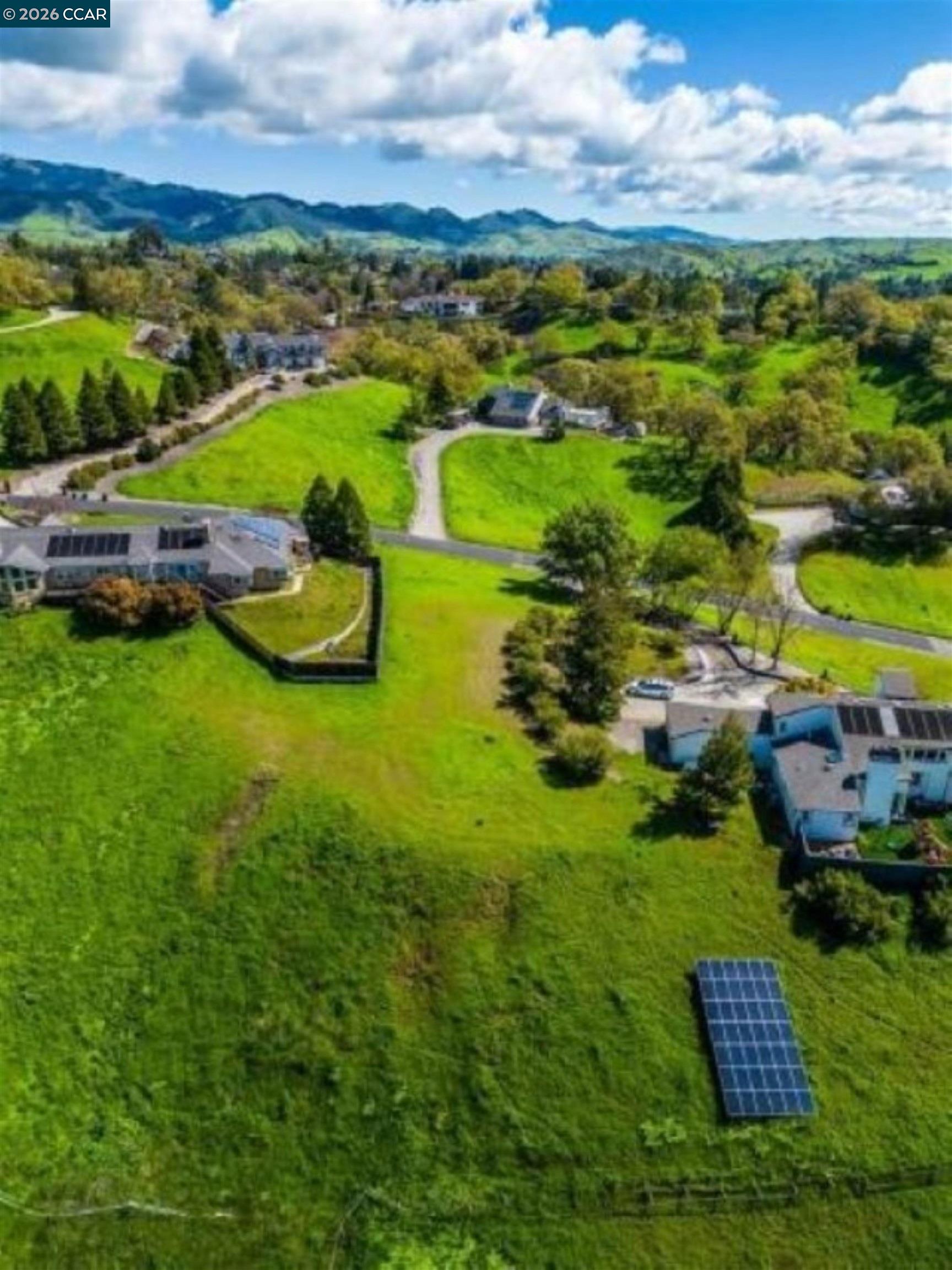 Detail Gallery Image 8 of 11 For 413 Shirlee Dr., Danville,  CA 94526 - – Beds | – Baths