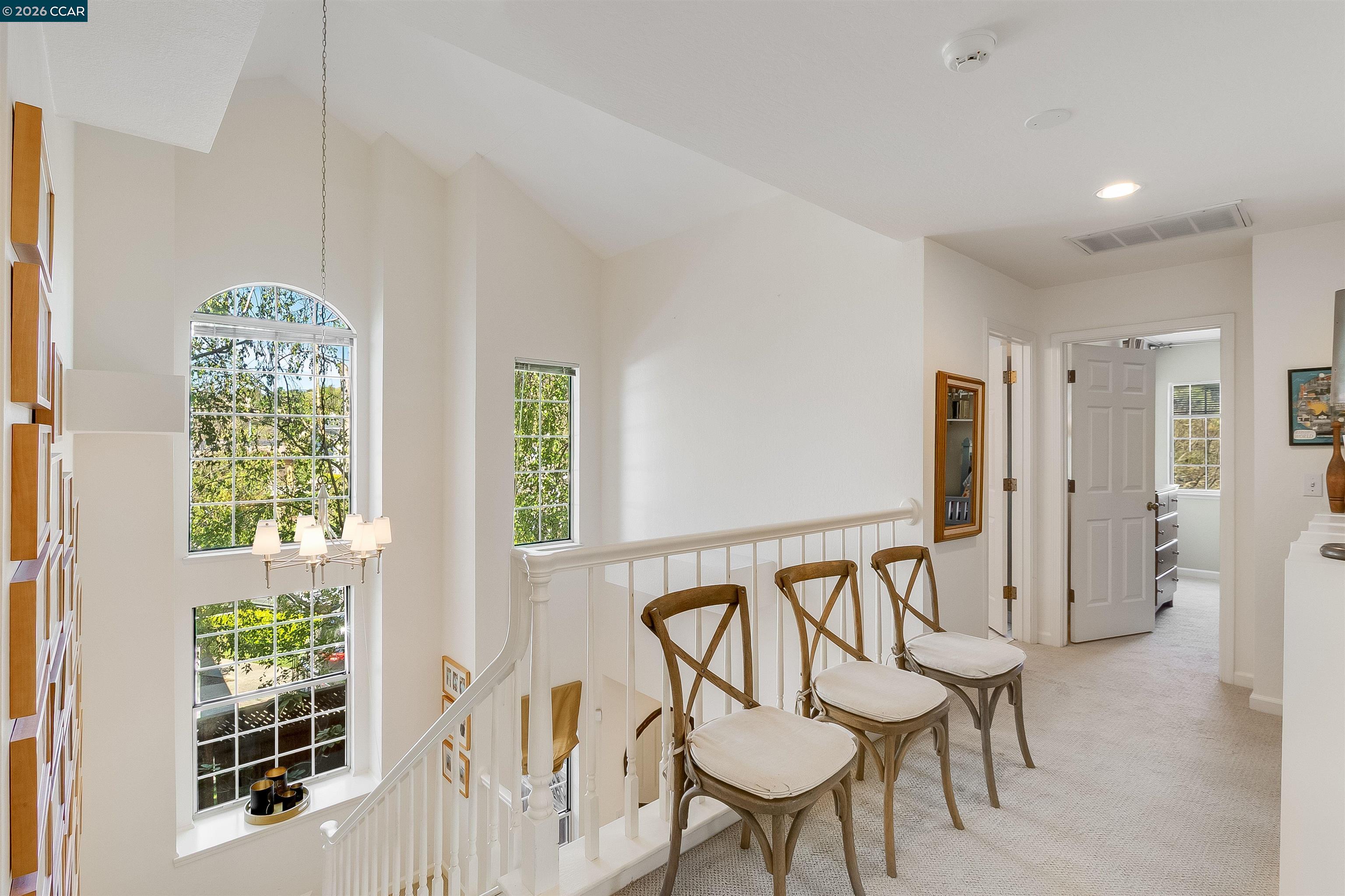 Detail Gallery Image 31 of 44 For 408 Fraga Ct, Martinez,  CA 94553 - 4 Beds | 2/1 Baths