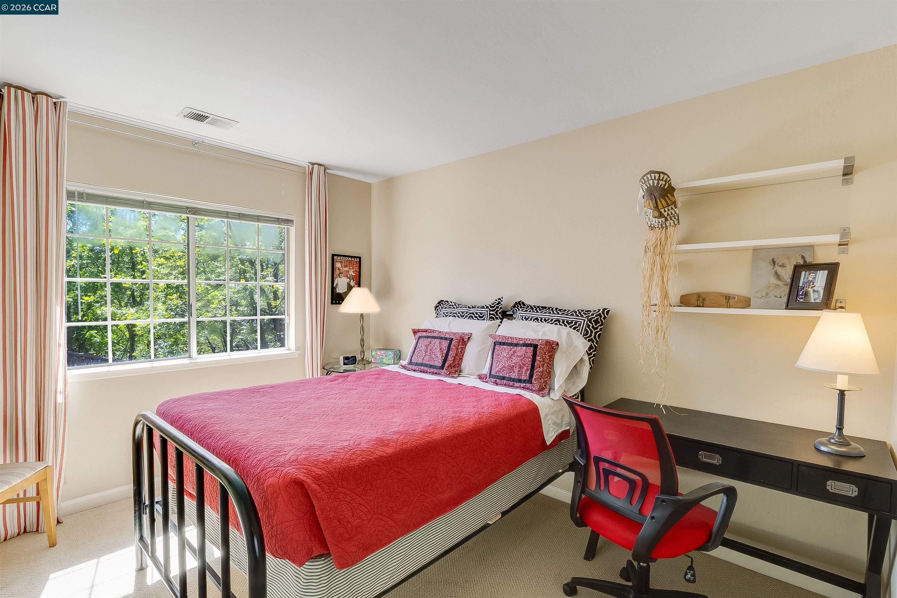 Detail Gallery Image 38 of 44 For 408 Fraga Ct, Martinez,  CA 94553 - 4 Beds | 2/1 Baths