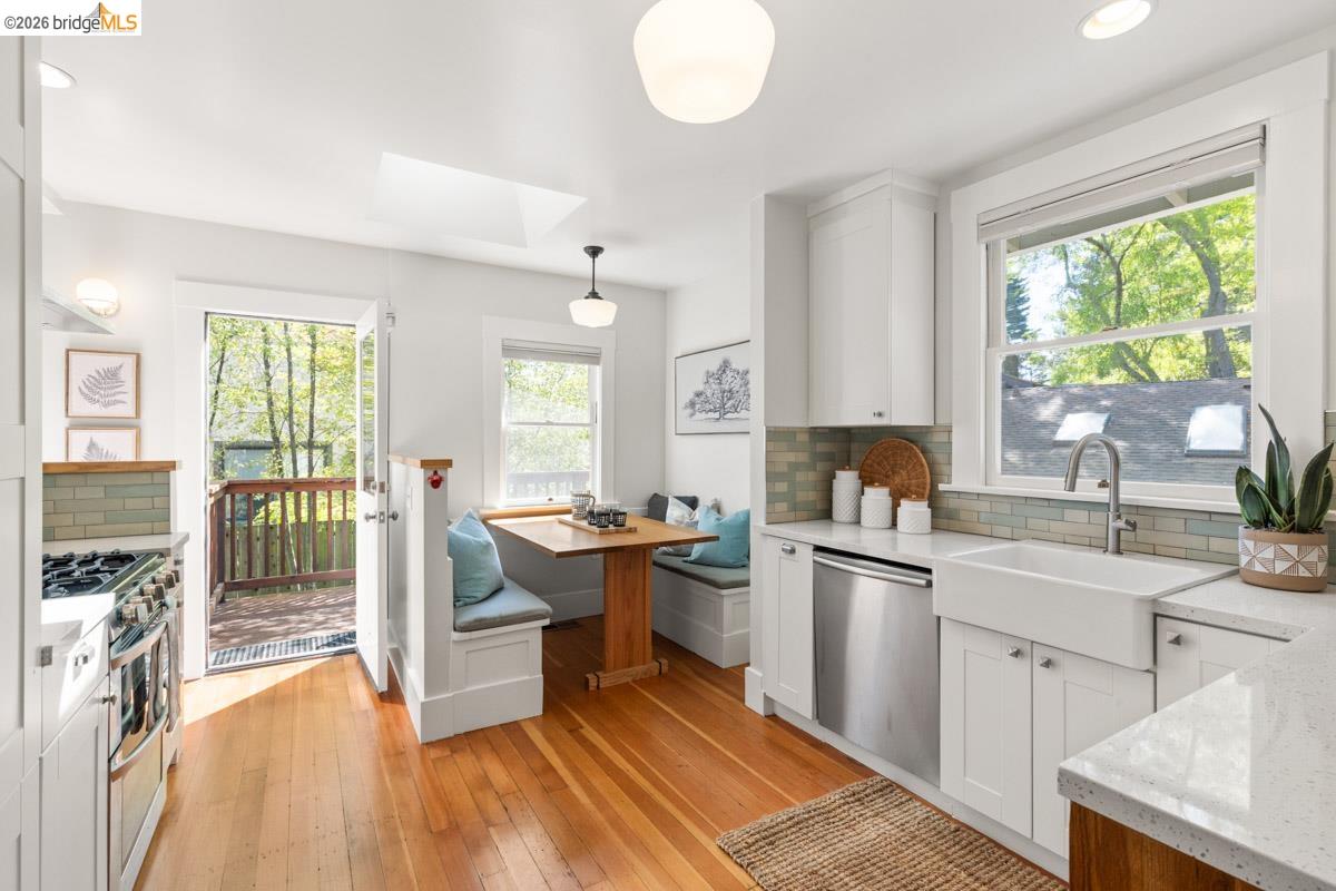 Detail Gallery Image 12 of 60 For 71 Norwood Ave, Kensington,  CA 94707 - 2 Beds | 1/1 Baths