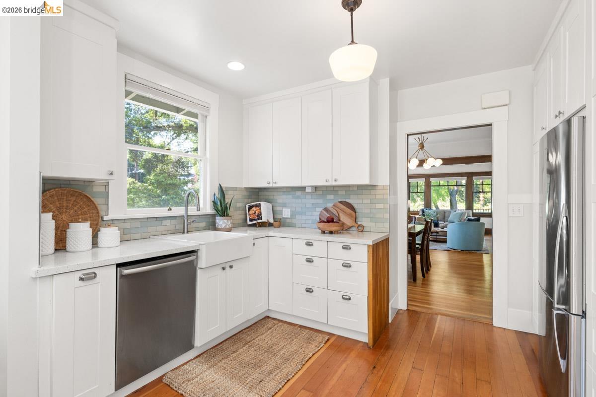 Detail Gallery Image 13 of 60 For 71 Norwood Ave, Kensington,  CA 94707 - 2 Beds | 1/1 Baths