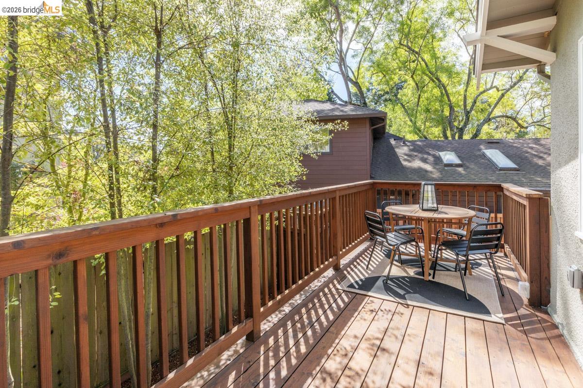 Detail Gallery Image 43 of 60 For 71 Norwood Ave, Kensington,  CA 94707 - 2 Beds | 1/1 Baths