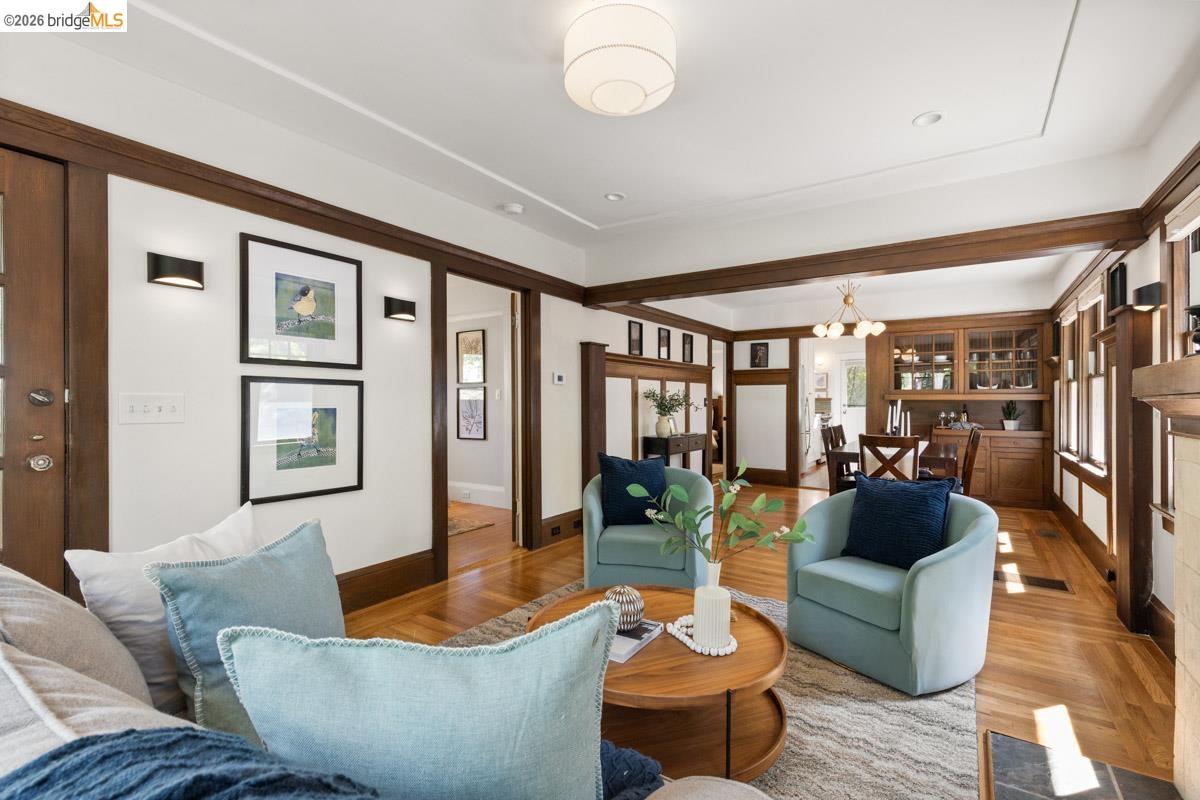 Detail Gallery Image 6 of 60 For 71 Norwood Ave, Kensington,  CA 94707 - 2 Beds | 1/1 Baths