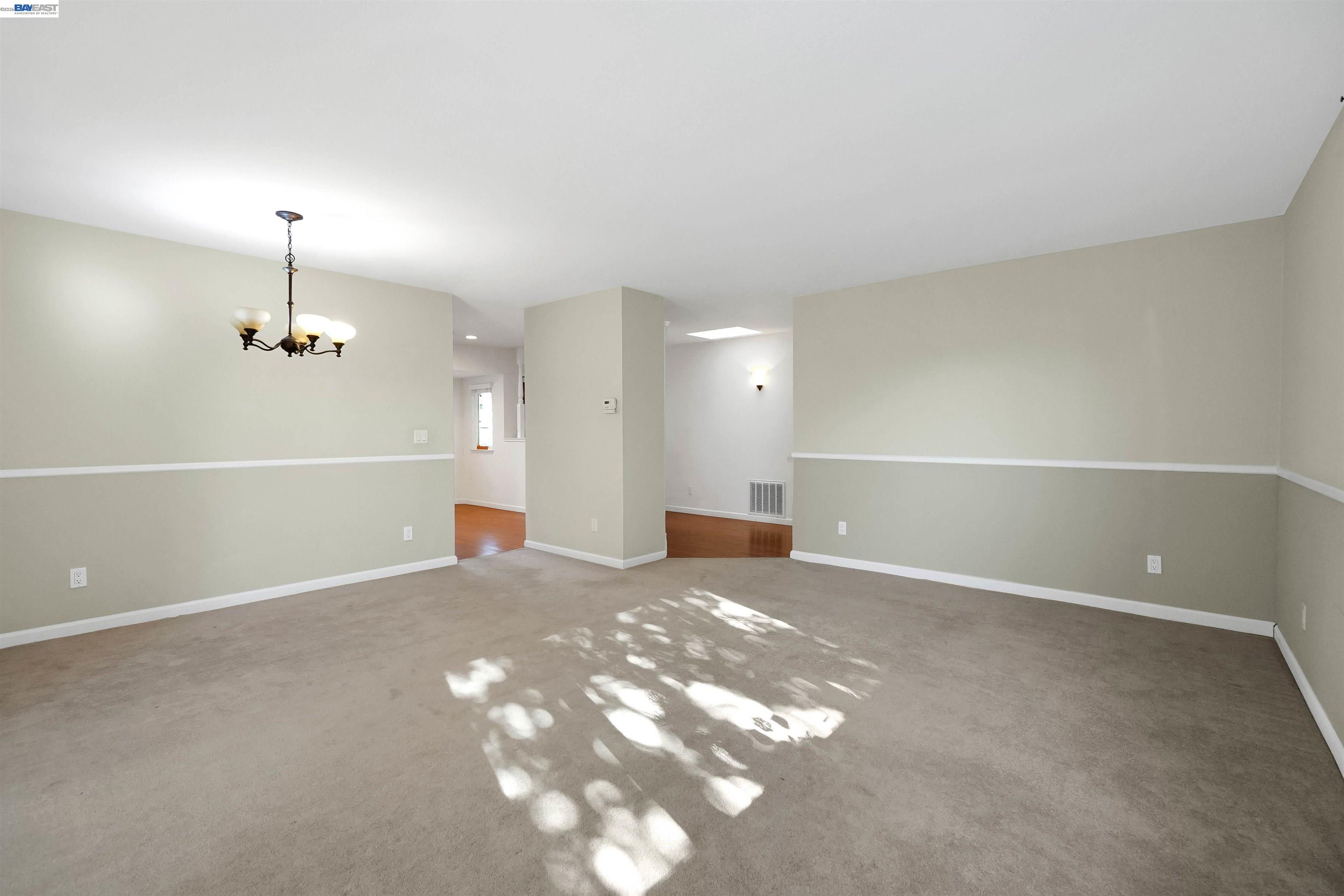 Detail Gallery Image 14 of 44 For 30245 Treeview Street, Hayward,  CA 94544 - 3 Beds | 2 Baths