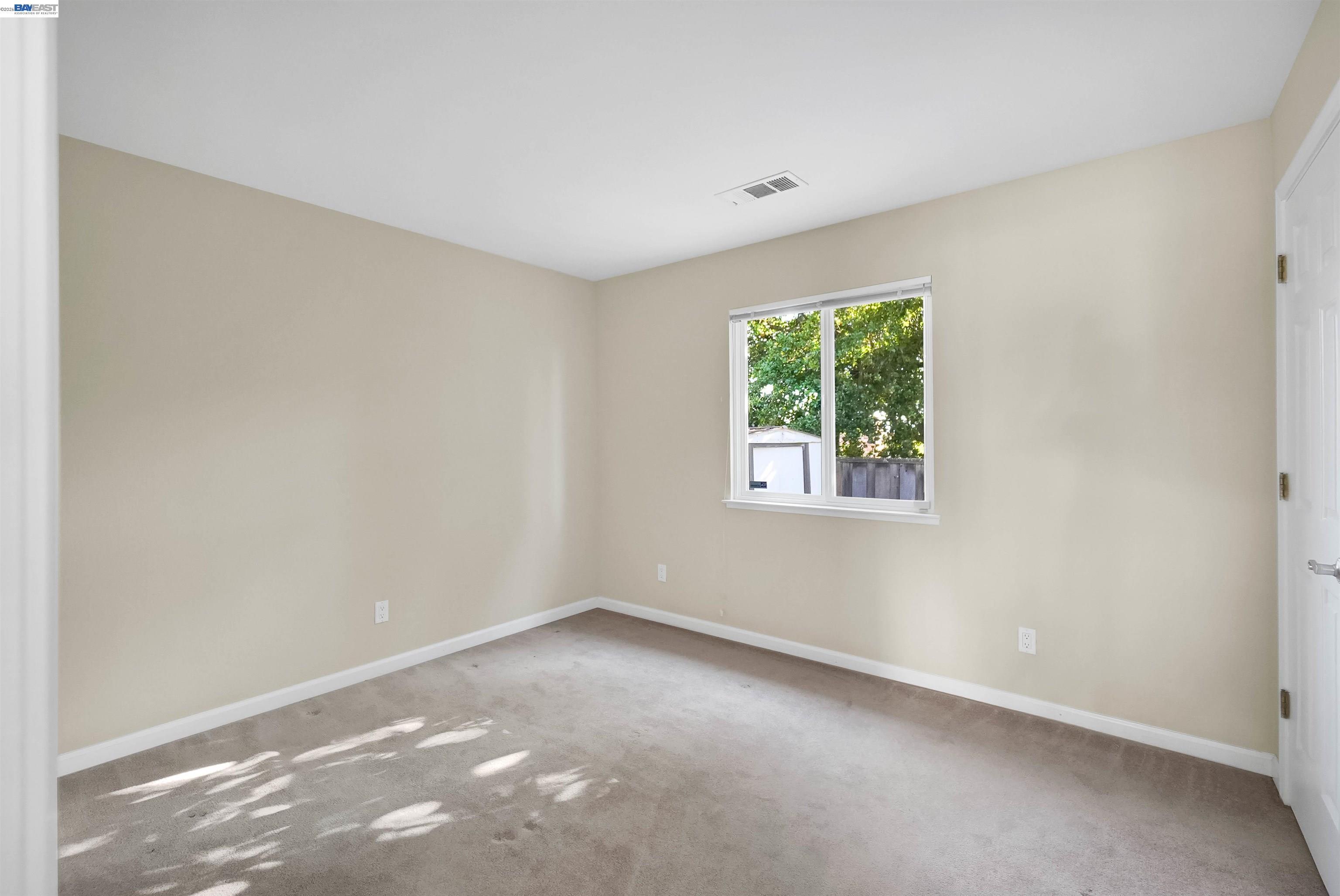 Detail Gallery Image 27 of 44 For 30245 Treeview Street, Hayward,  CA 94544 - 3 Beds | 2 Baths