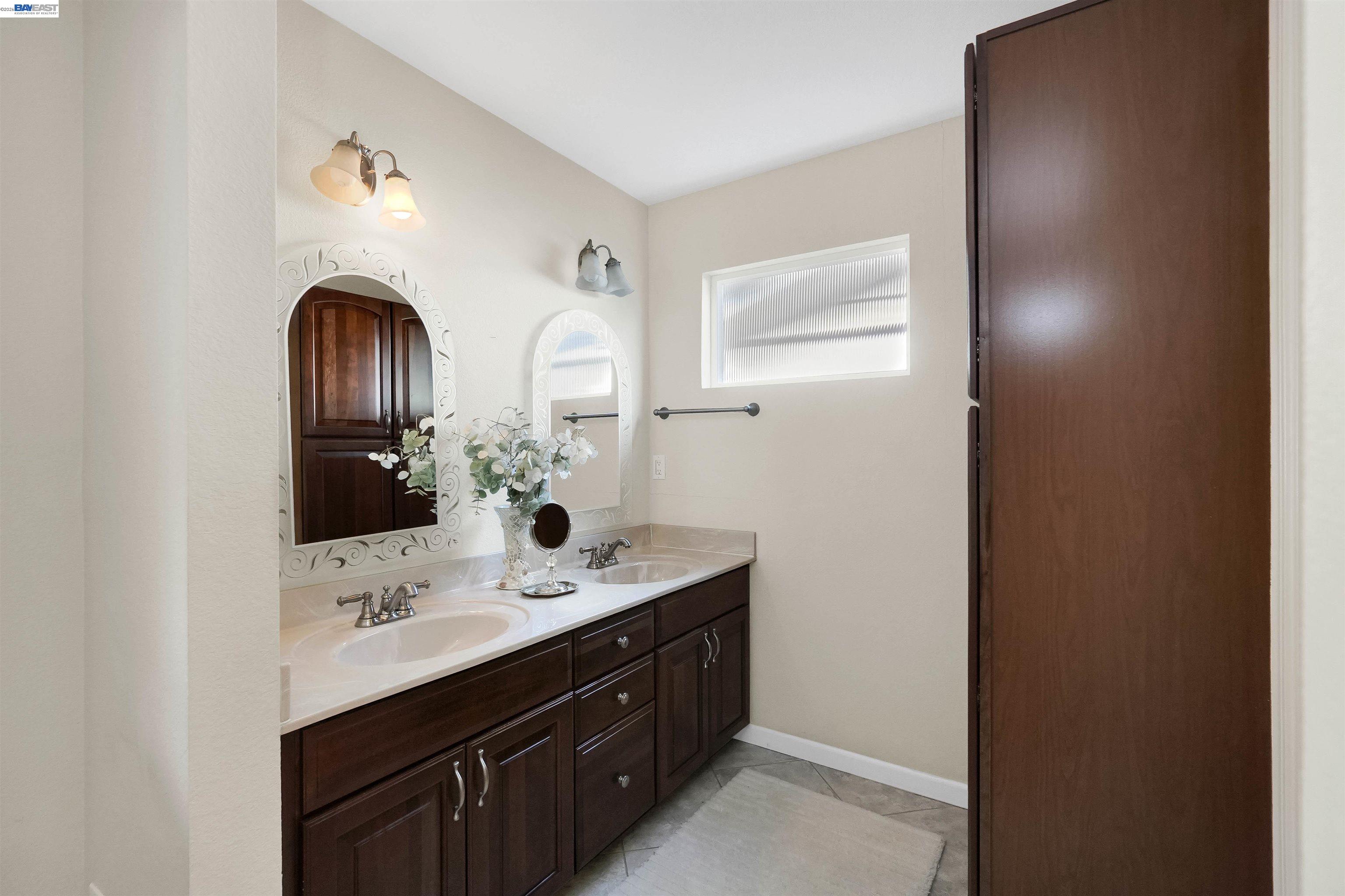 Detail Gallery Image 31 of 44 For 30245 Treeview Street, Hayward,  CA 94544 - 3 Beds | 2 Baths