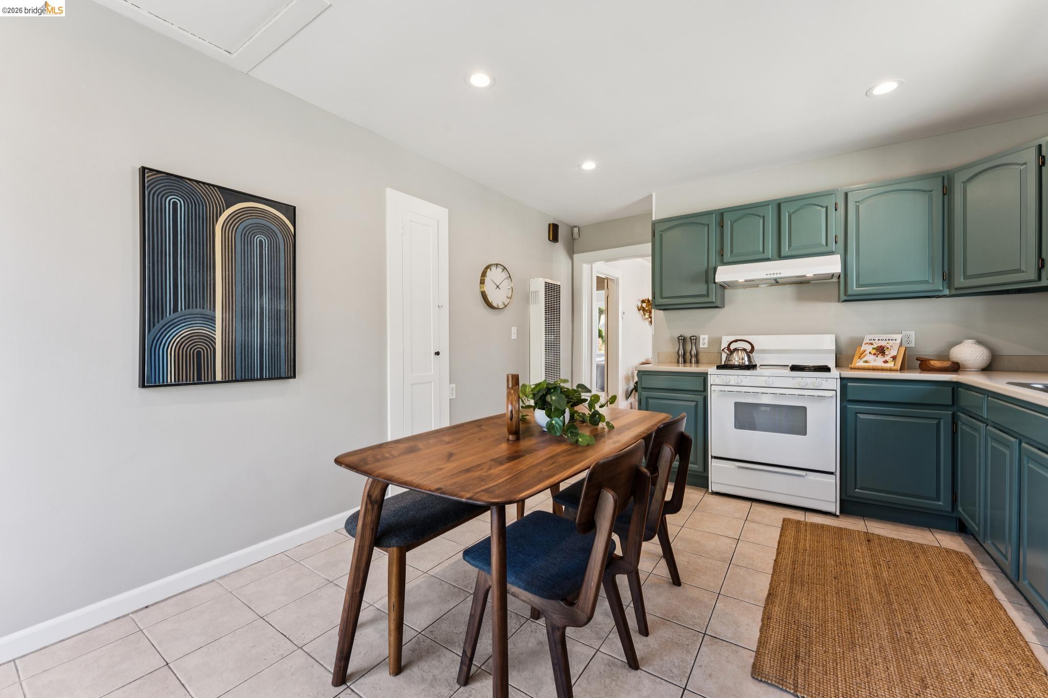 Detail Gallery Image 18 of 44 For 620 Elm St, El Cerrito,  CA 94530 - 2 Beds | 1 Baths