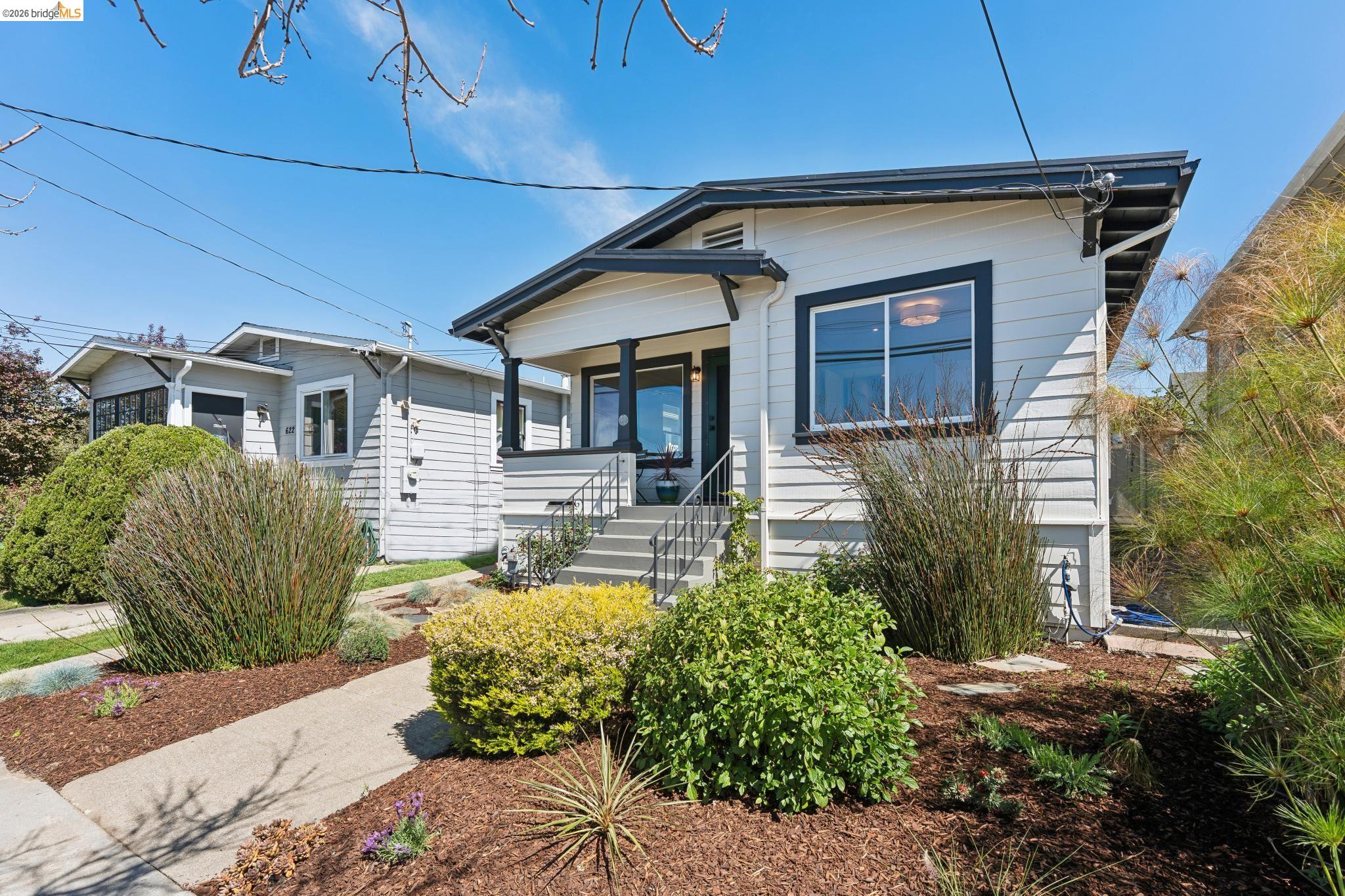 Detail Gallery Image 4 of 44 For 620 Elm St, El Cerrito,  CA 94530 - 2 Beds | 1 Baths