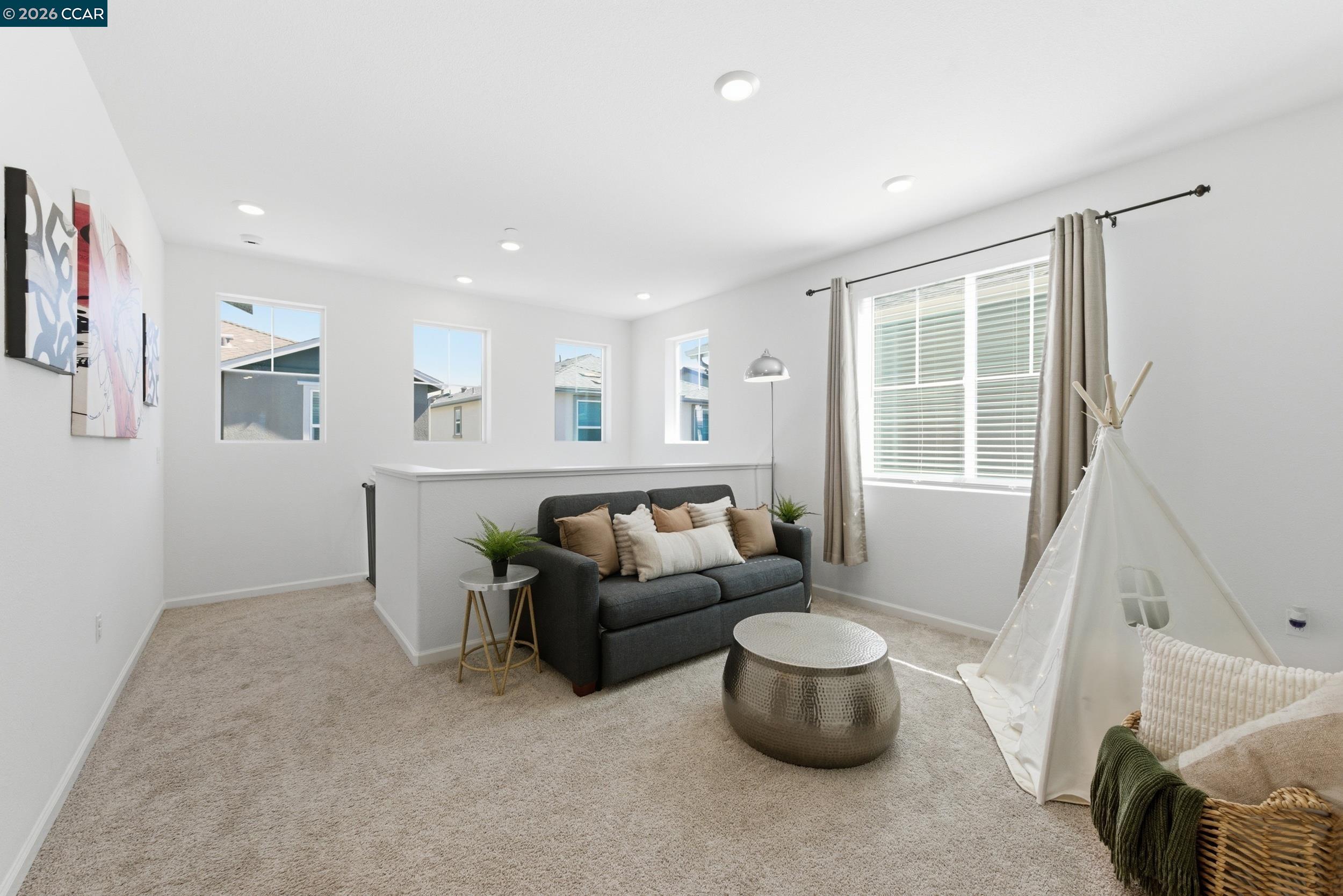 Detail Gallery Image 16 of 45 For 5 Brookdale Court, Pittsburg,  CA 94565 - 4 Beds | 2/1 Baths