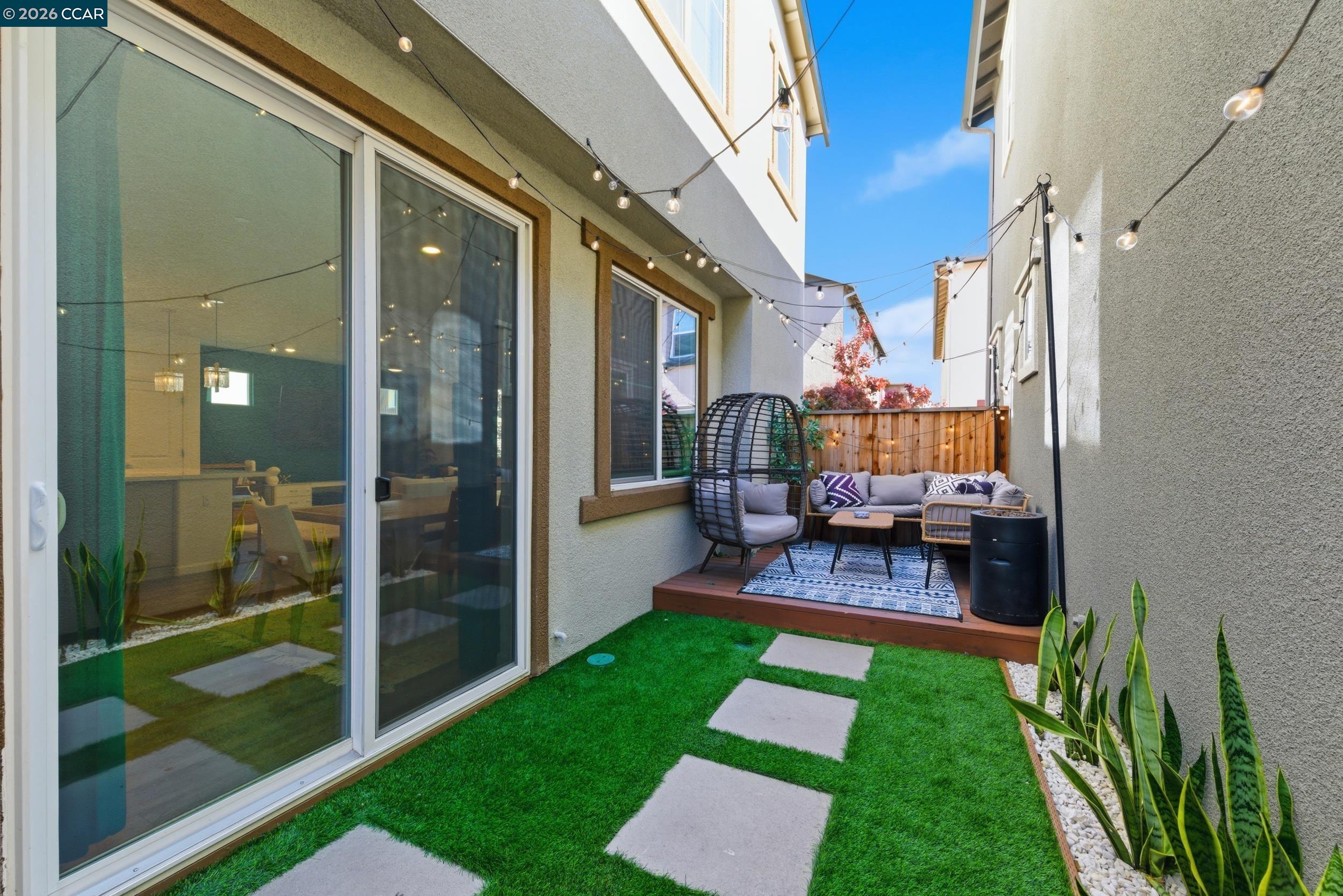 Detail Gallery Image 33 of 45 For 5 Brookdale Court, Pittsburg,  CA 94565 - 4 Beds | 2/1 Baths