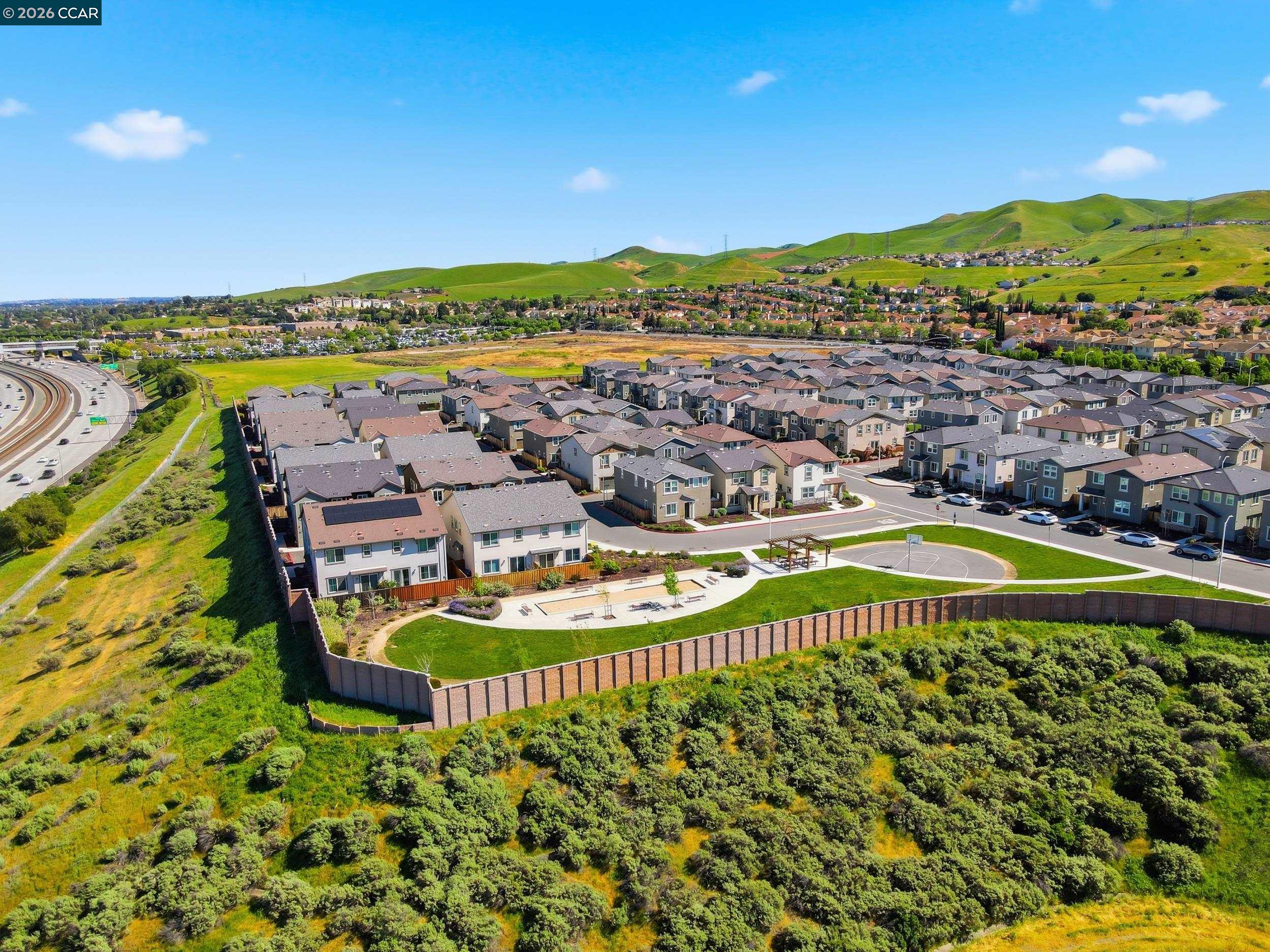 Detail Gallery Image 37 of 45 For 5 Brookdale Court, Pittsburg,  CA 94565 - 4 Beds | 2/1 Baths