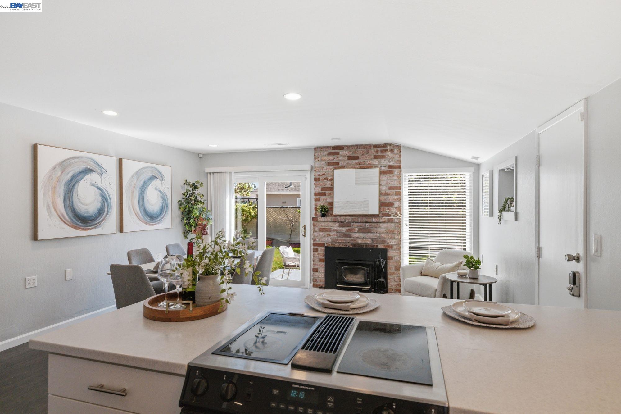 Detail Gallery Image 15 of 40 For 35442 Breton Dr, Newark,  CA 94560 - 3 Beds | 2 Baths