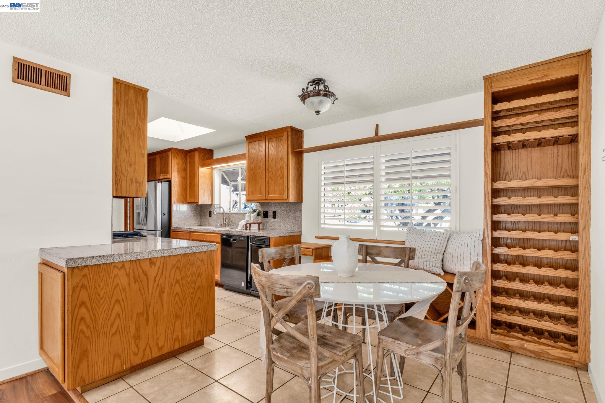 Detail Gallery Image 18 of 56 For 9459 Broadmoor Dr, San Ramon,  CA 94583 - 3 Beds | 2 Baths