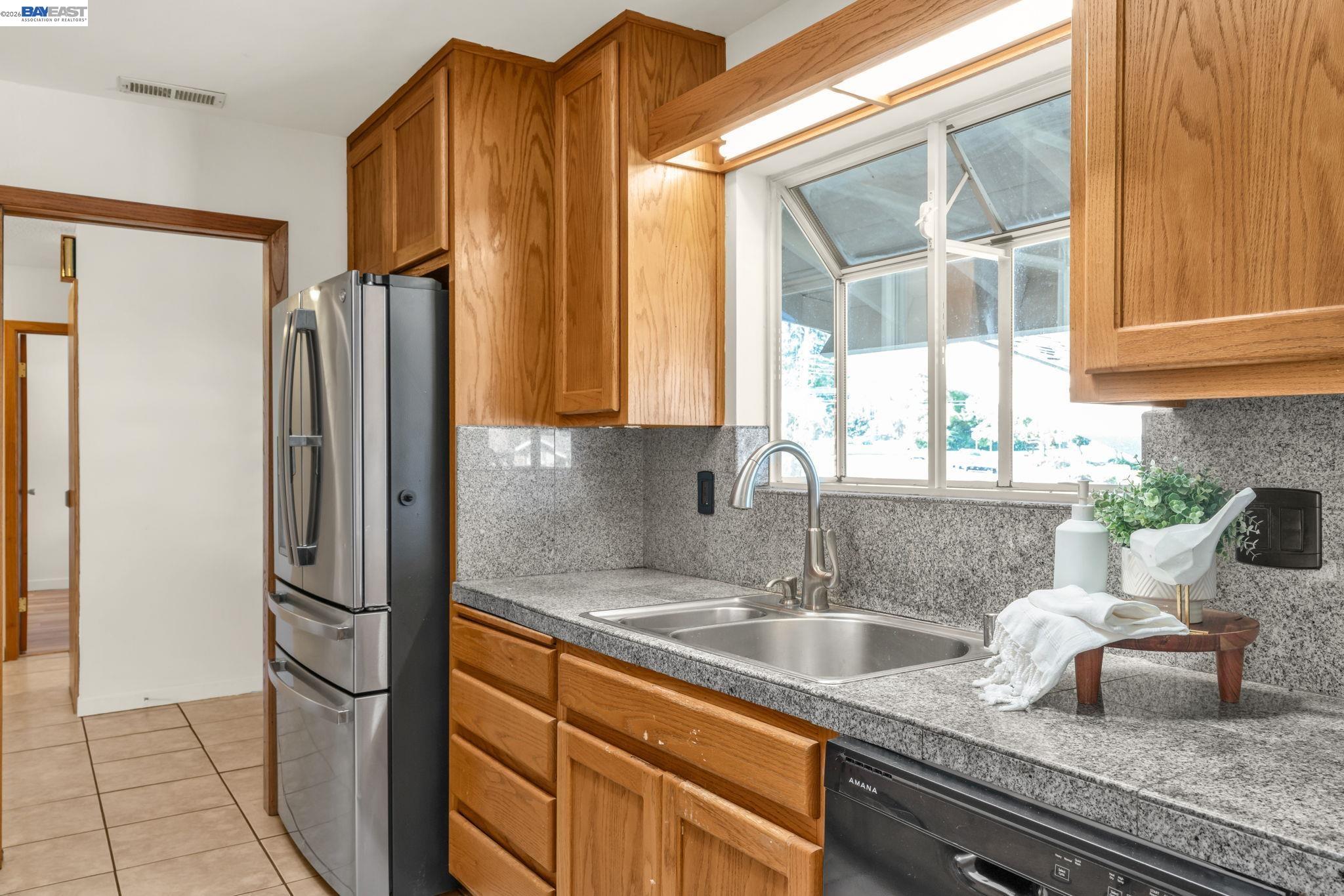 Detail Gallery Image 23 of 56 For 9459 Broadmoor Dr, San Ramon,  CA 94583 - 3 Beds | 2 Baths