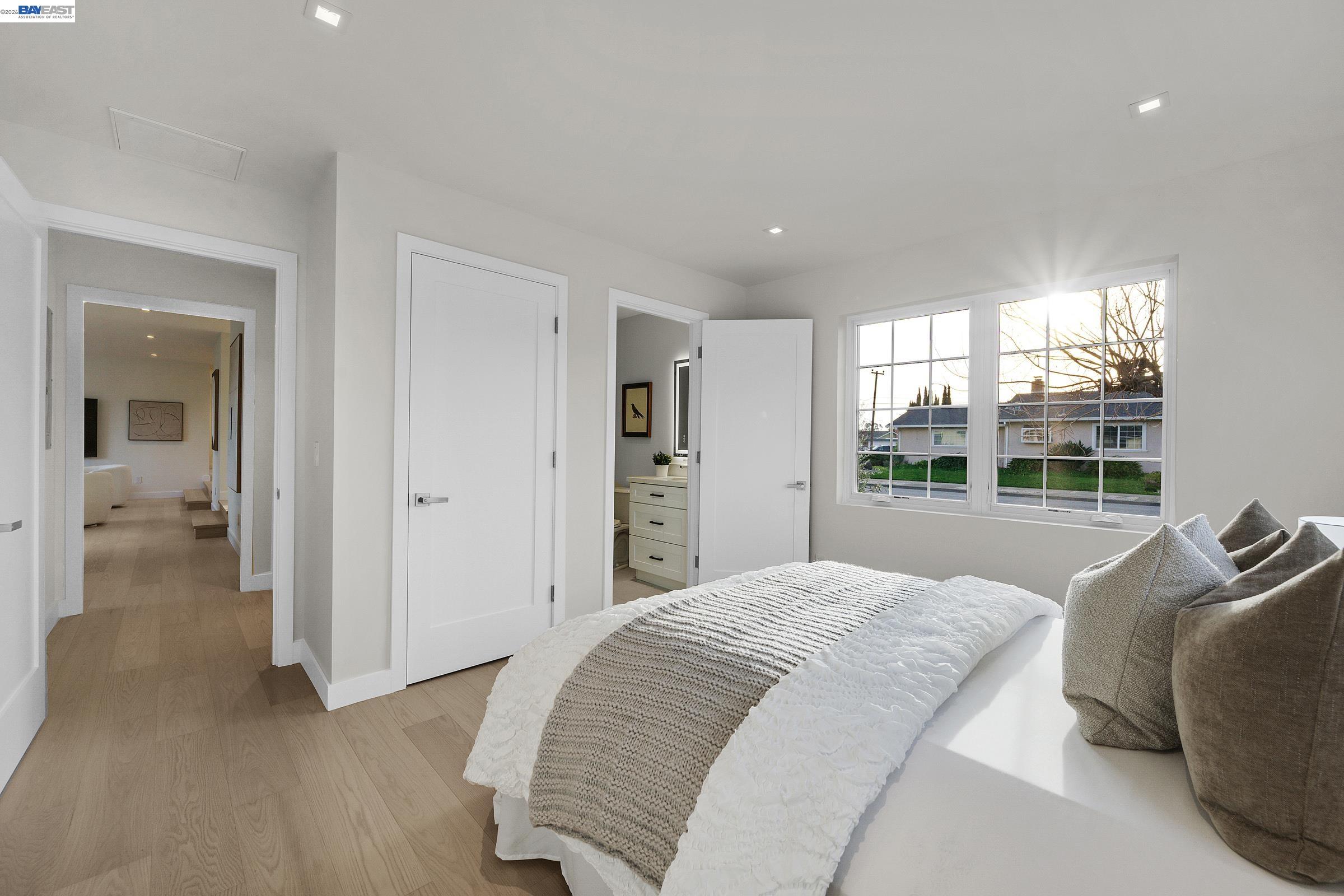 Detail Gallery Image 22 of 51 For 4759 Valpey Park Ave, Fremont,  CA 94538 - 4 Beds | 4 Baths