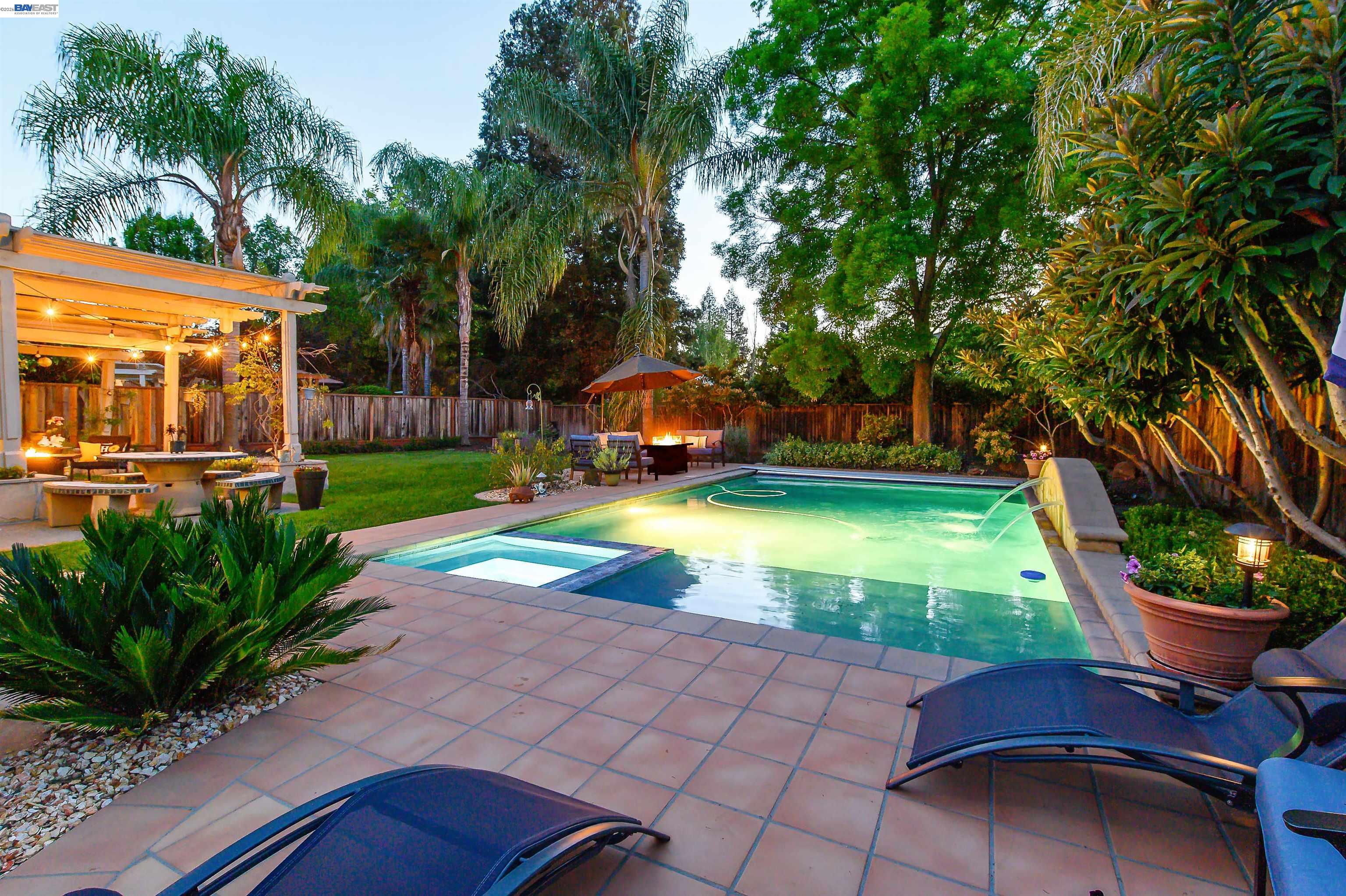 Detail Gallery Image 3 of 32 For 5723 Felicia Aveue, Livermore,  CA 94550 - 4 Beds | 3 Baths