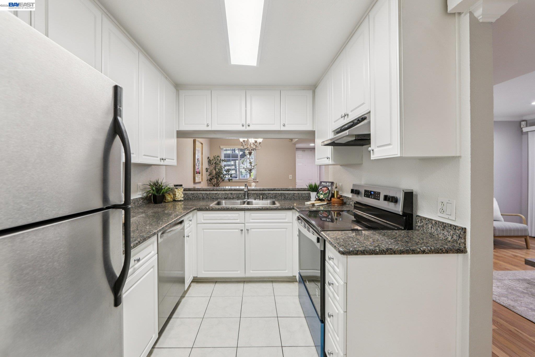 Photo #11: 41128466 Listing: Photo #11