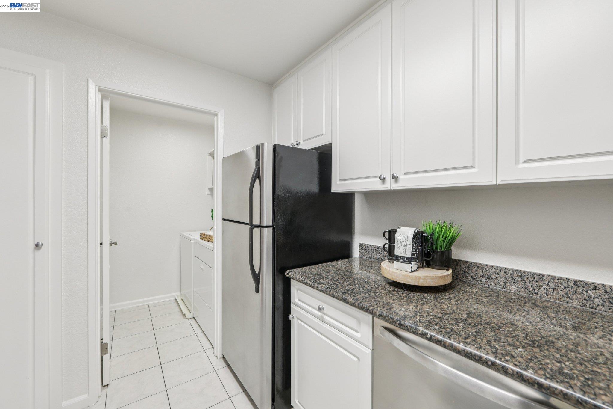 Photo #12: 41128466 Listing: Photo #12