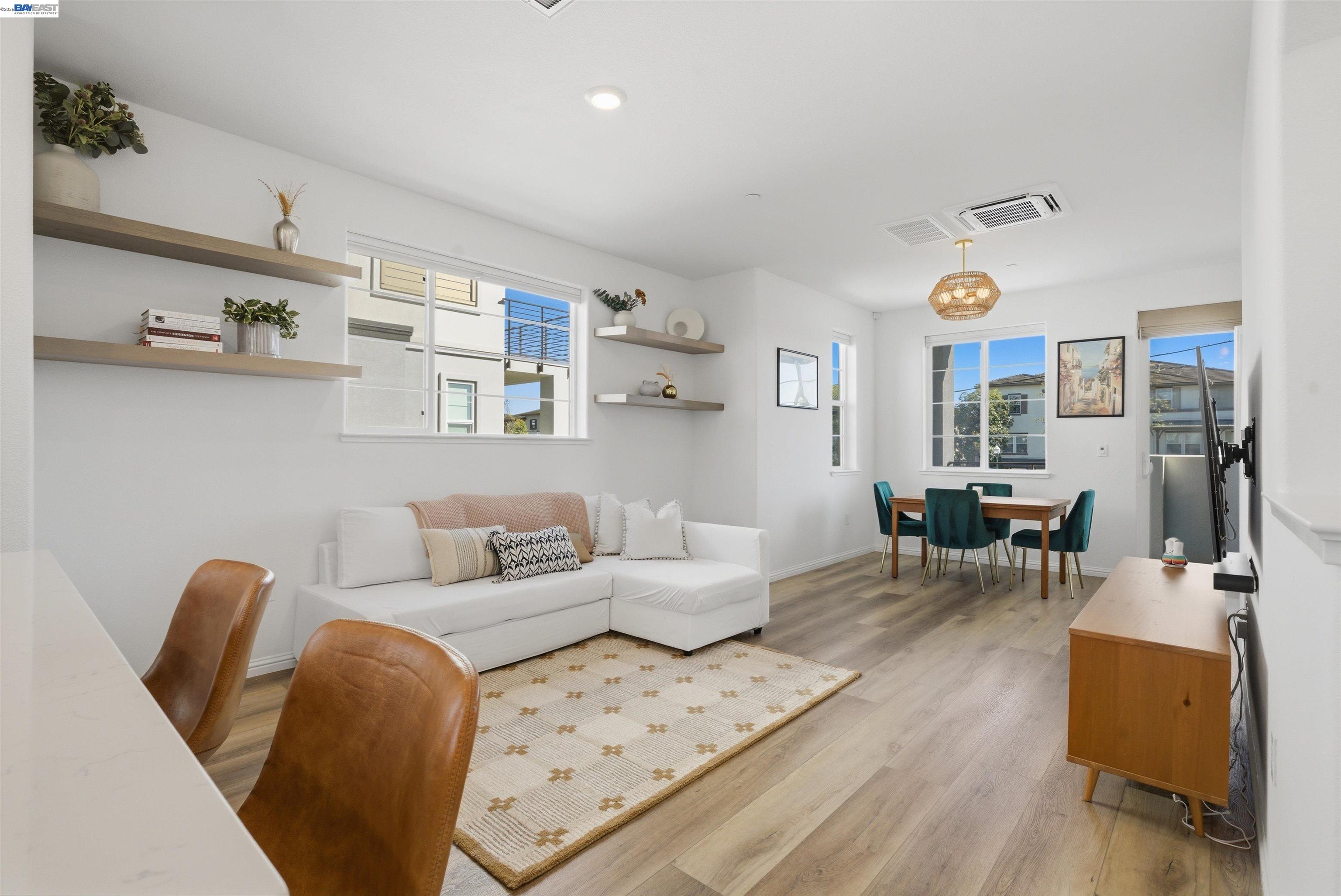 440 Pawnee Ln, Alameda, CA, 94501