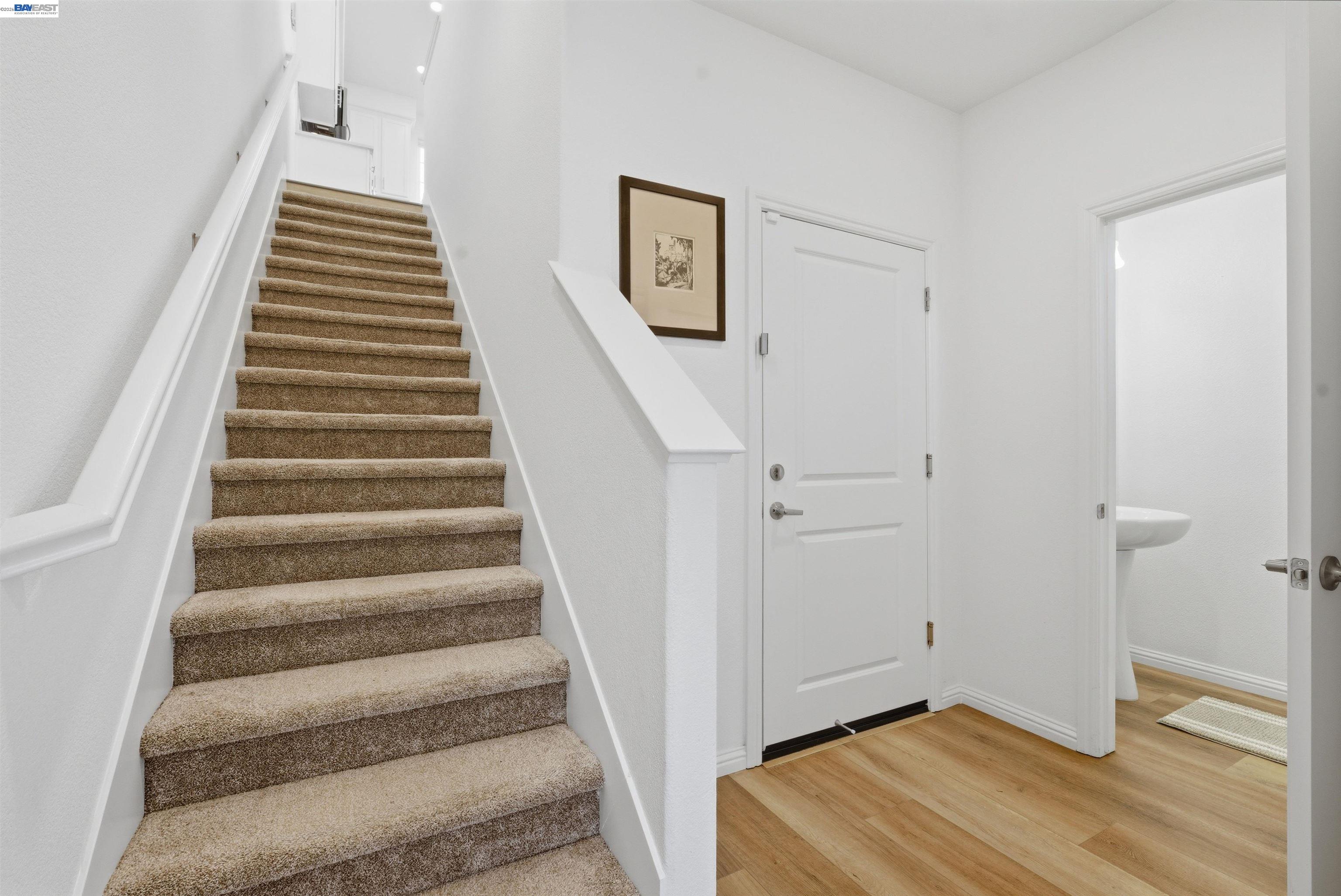 Detail Gallery Image 31 of 51 For 440 Pawnee Ln, Alameda,  CA 94501 - 2 Beds | 1/1 Baths