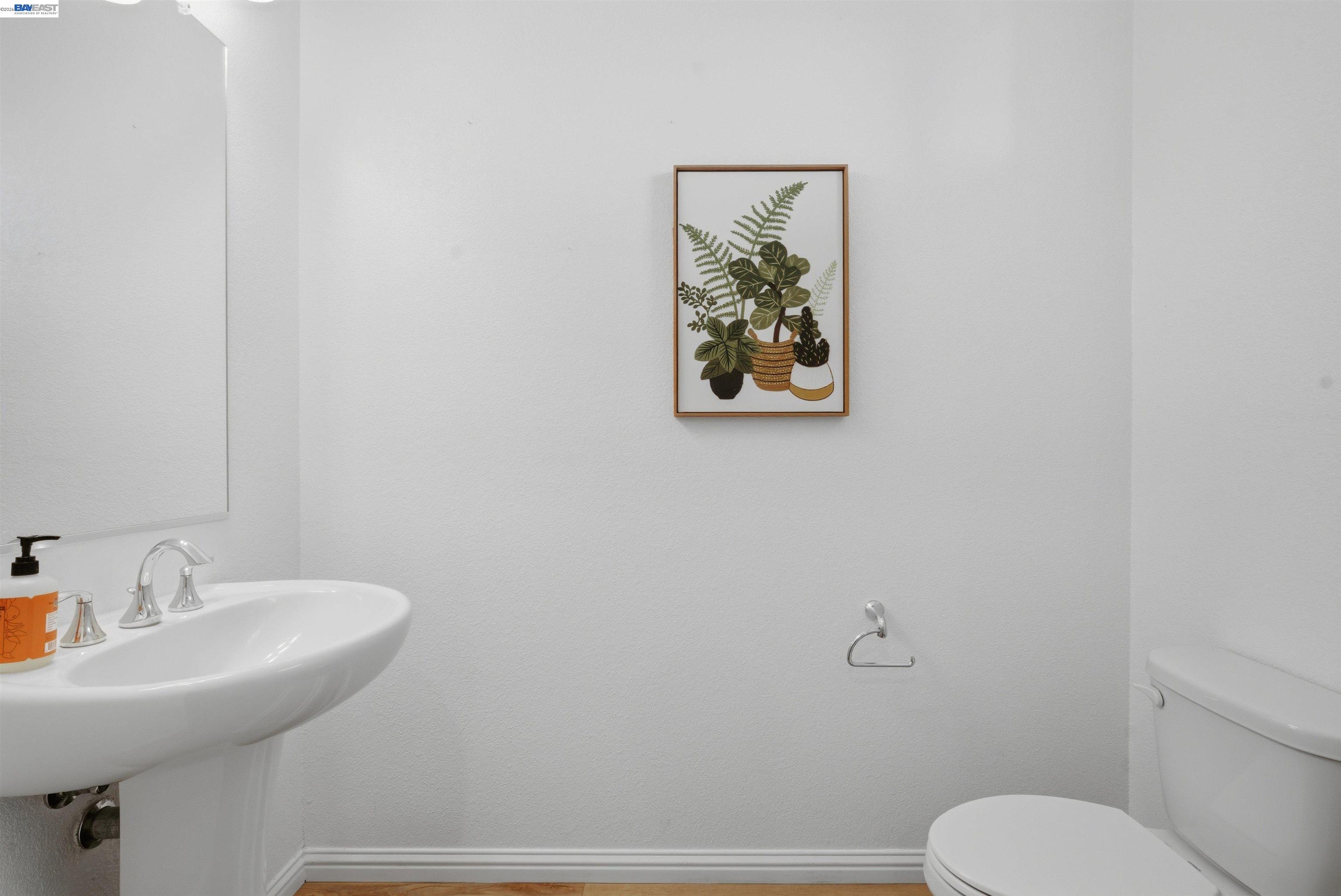 Detail Gallery Image 32 of 51 For 440 Pawnee Ln, Alameda,  CA 94501 - 2 Beds | 1/1 Baths