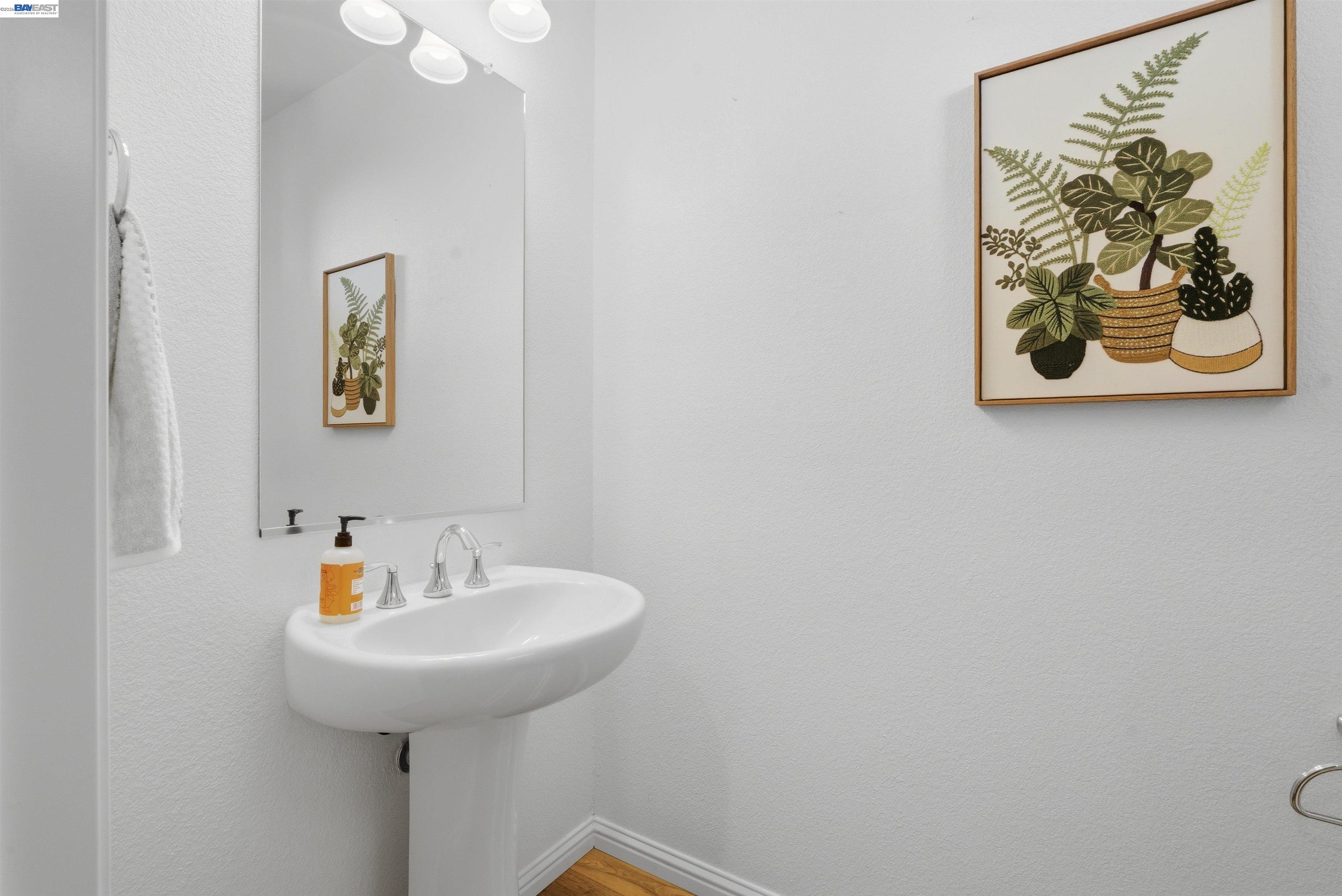 Detail Gallery Image 33 of 51 For 440 Pawnee Ln, Alameda,  CA 94501 - 2 Beds | 1/1 Baths