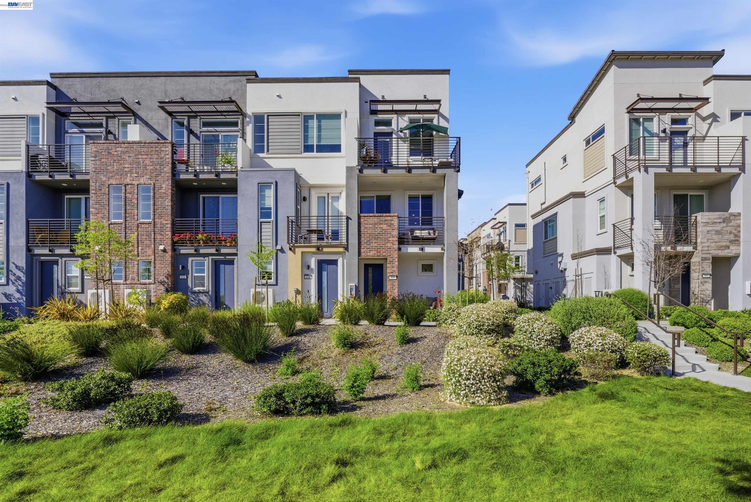 Detail Gallery Image 37 of 51 For 440 Pawnee Ln, Alameda,  CA 94501 - 2 Beds | 1/1 Baths