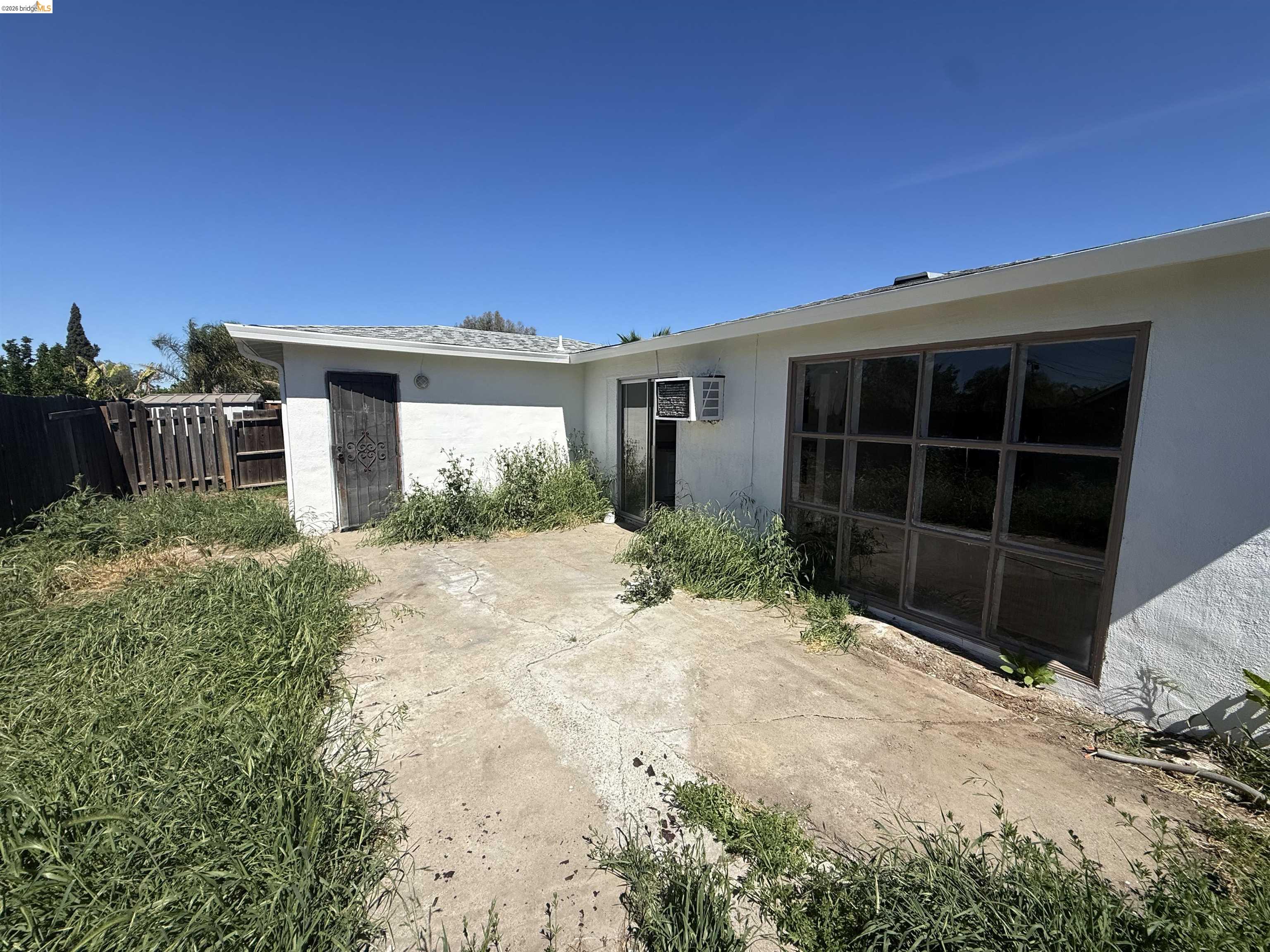 Detail Gallery Image 11 of 15 For 2108 Rubye Dr, Antioch,  CA 94509 - 3 Beds | 2 Baths