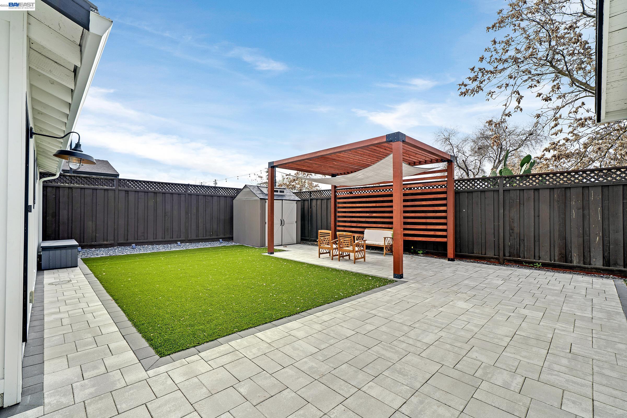 Detail Gallery Image 31 of 34 For 1861 Linden St, Livermore,  CA 94551 - 4 Beds | 3 Baths