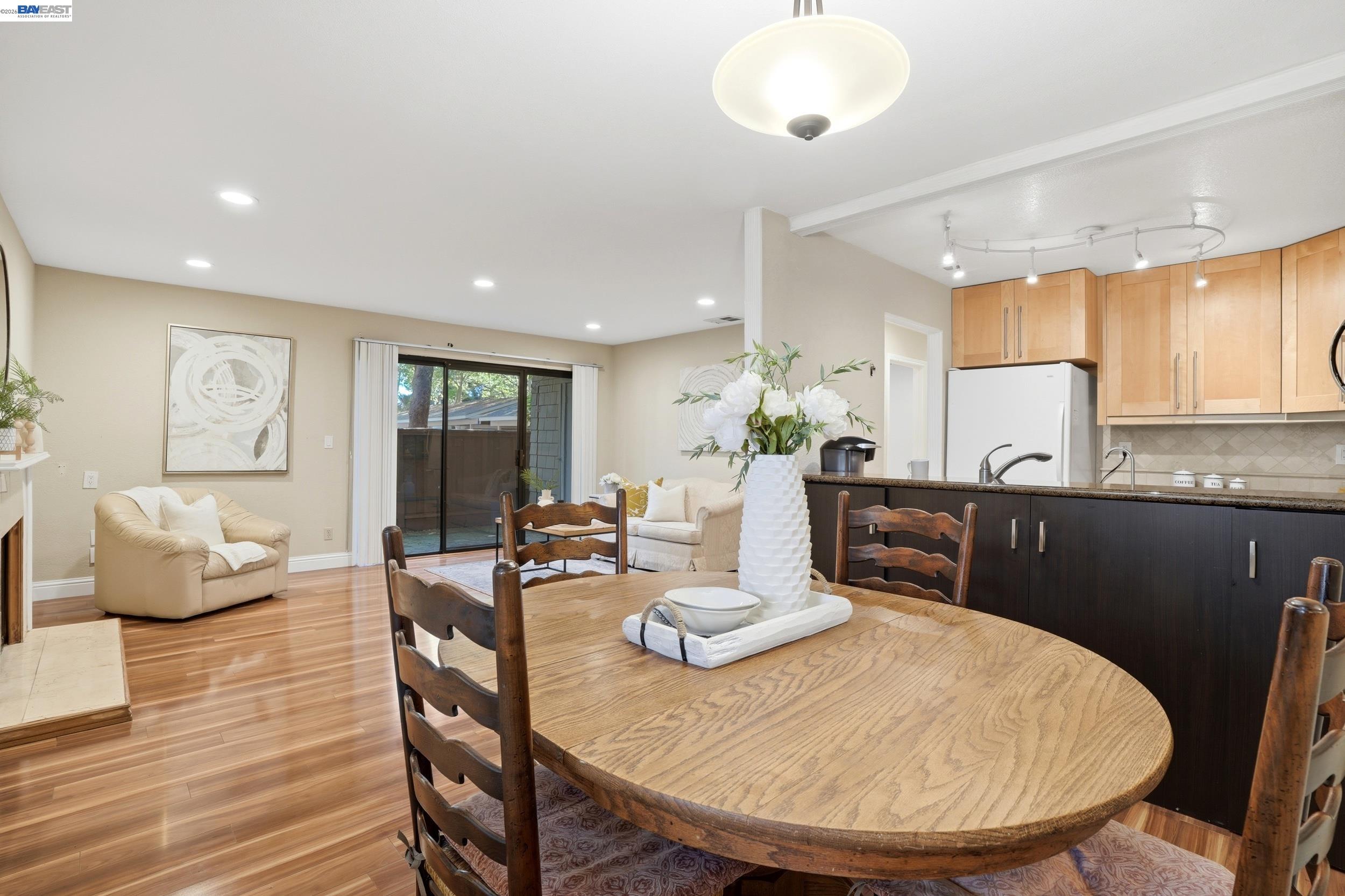 Detail Gallery Image 12 of 46 For 5292 Makati Circle, San Jose,  CA 95123 - 2 Beds | 2 Baths