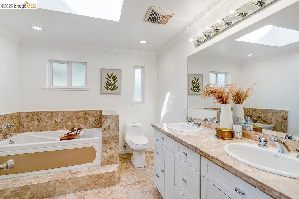 Detail Gallery Image 30 of 60 For 2728 Del Monte Avenue, El Cerrito,  CA 94530 - 3 Beds | 2 Baths