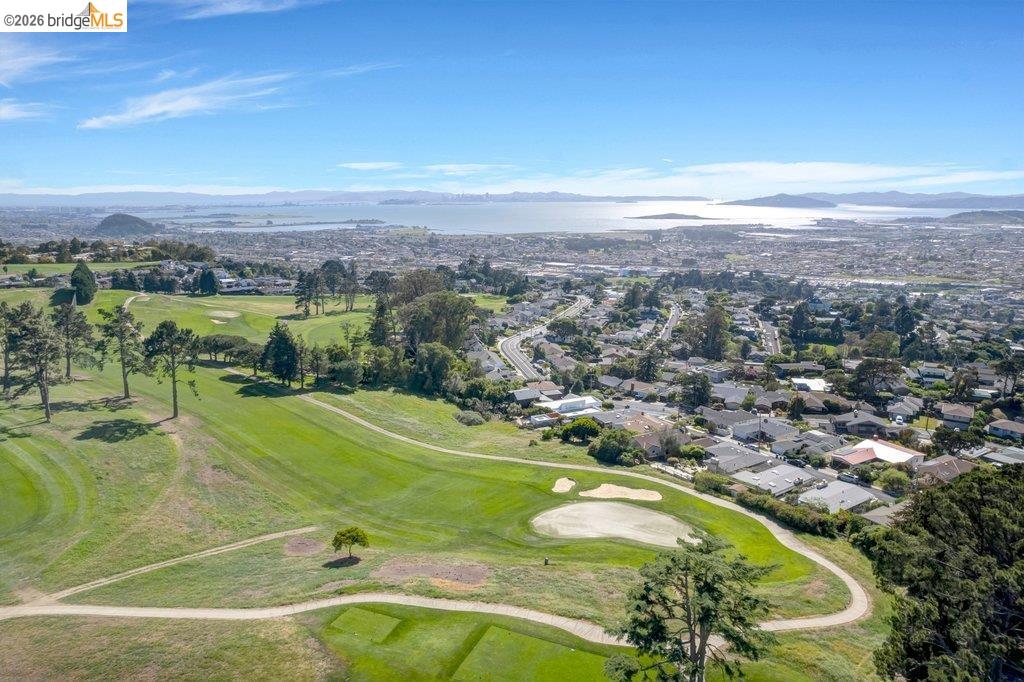 Detail Gallery Image 46 of 60 For 2728 Del Monte Avenue, El Cerrito,  CA 94530 - 3 Beds | 2 Baths