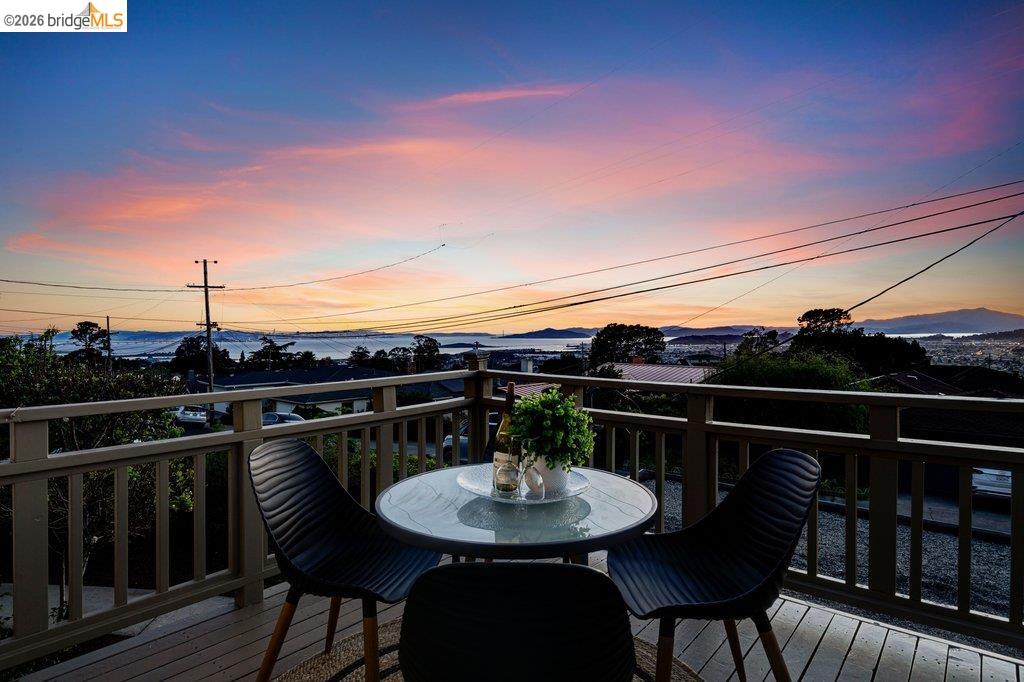 Detail Gallery Image 51 of 60 For 2728 Del Monte Avenue, El Cerrito,  CA 94530 - 3 Beds | 2 Baths