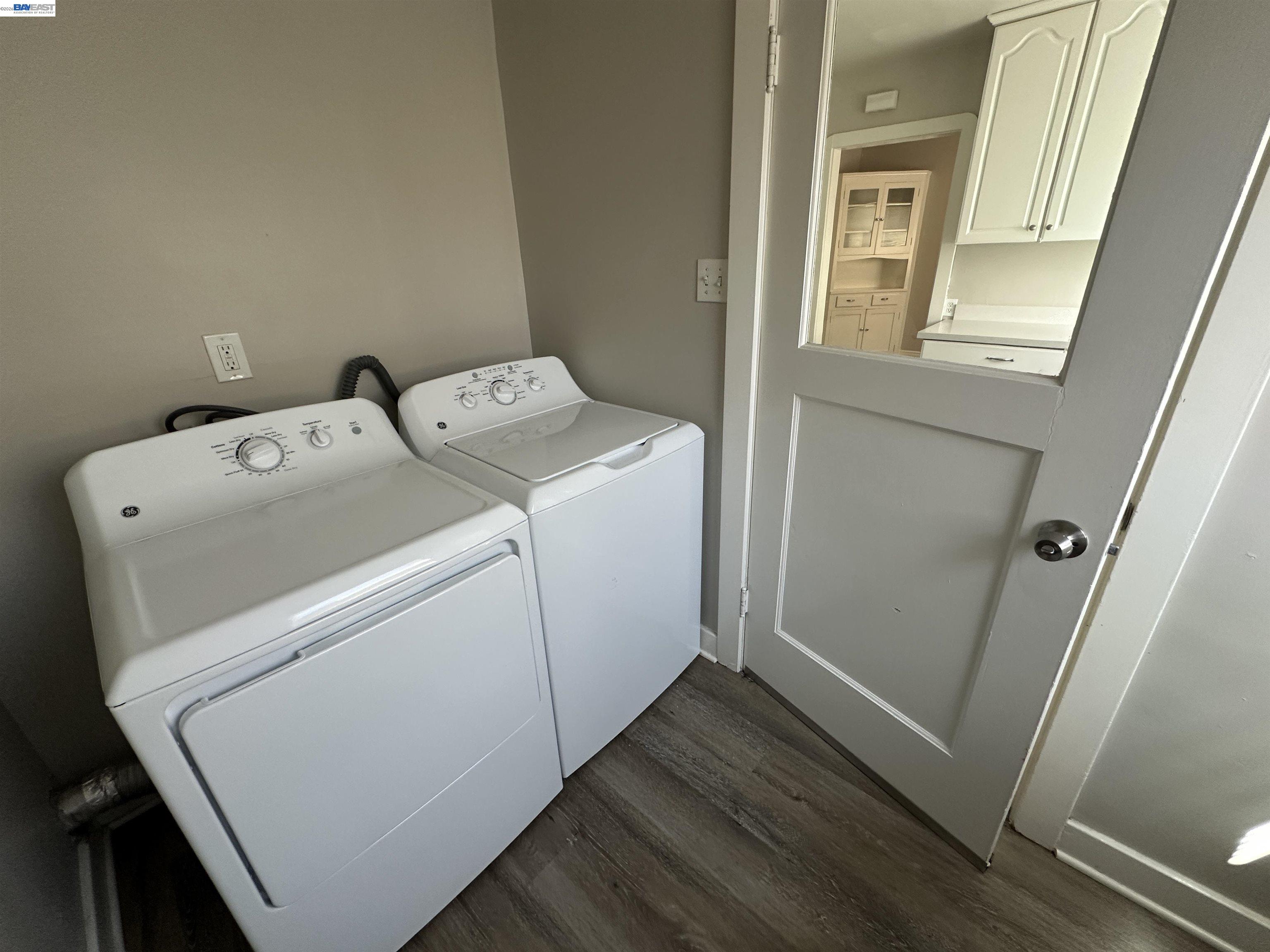 Detail Gallery Image 8 of 12 For 444 E 12th St, Pittsburg,  CA 94565 - 2 Beds | 1 Baths